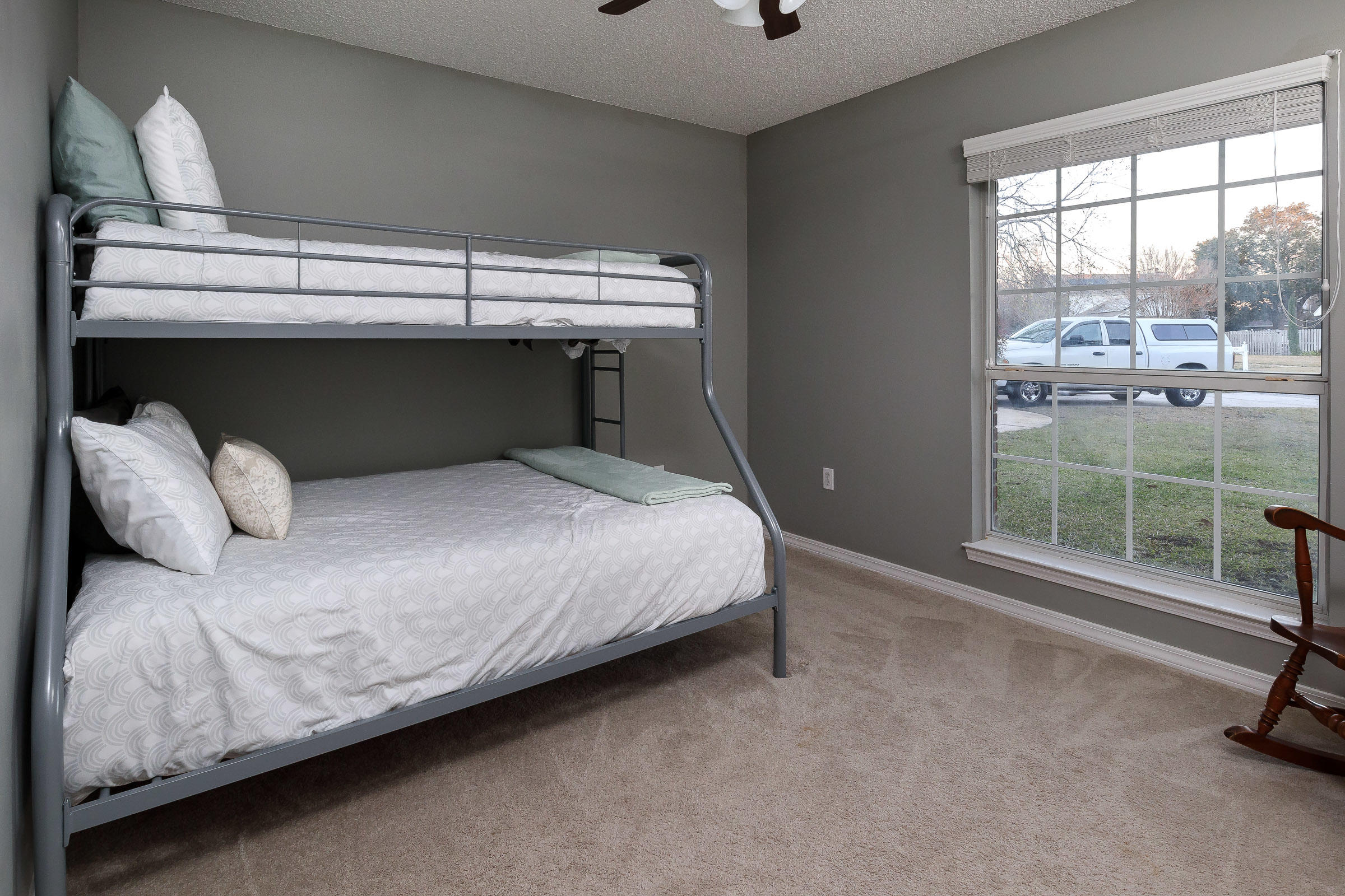 CASTELAR - Residential