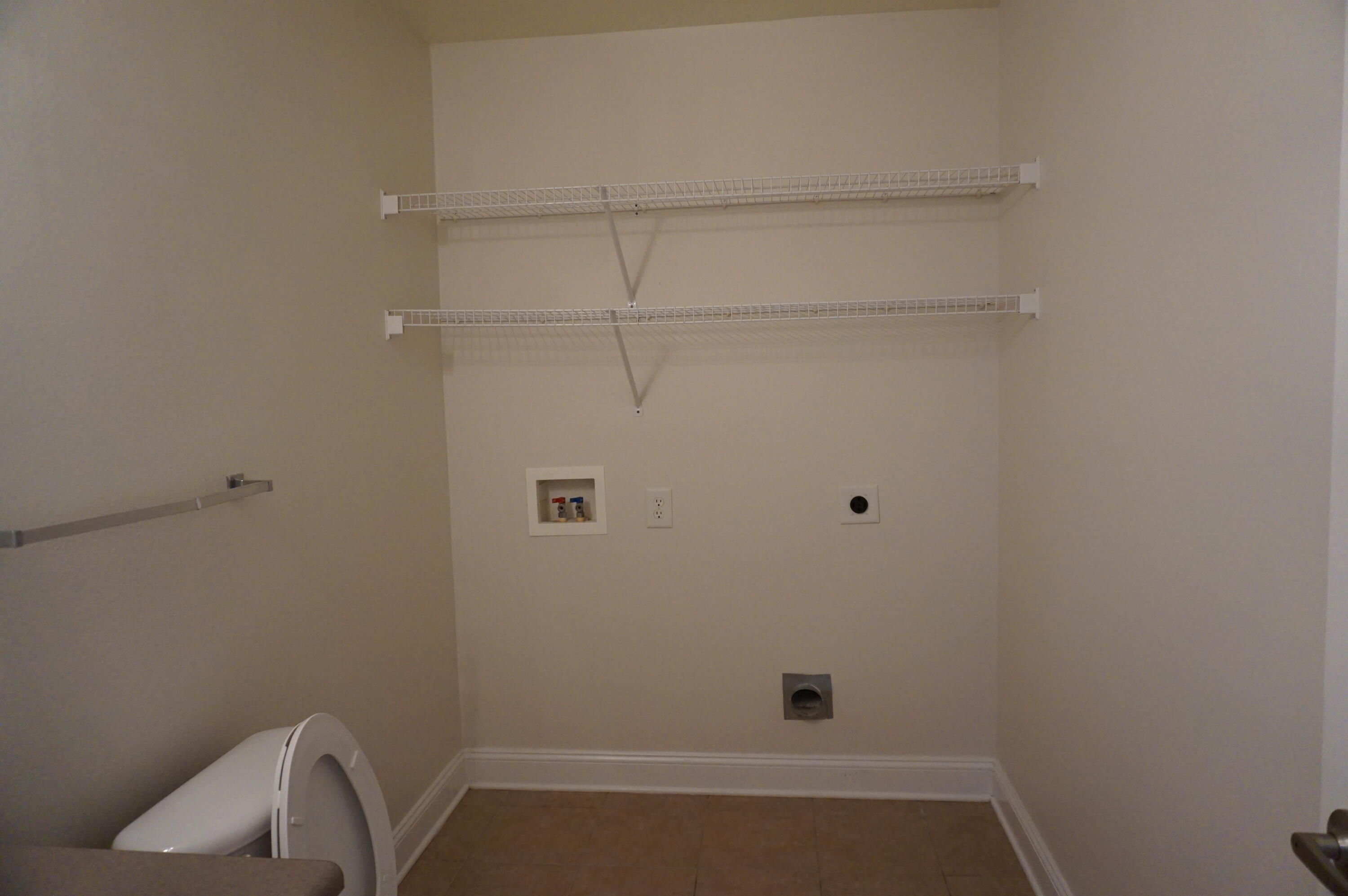 EAGLES LANDING S/D - Residential Lease