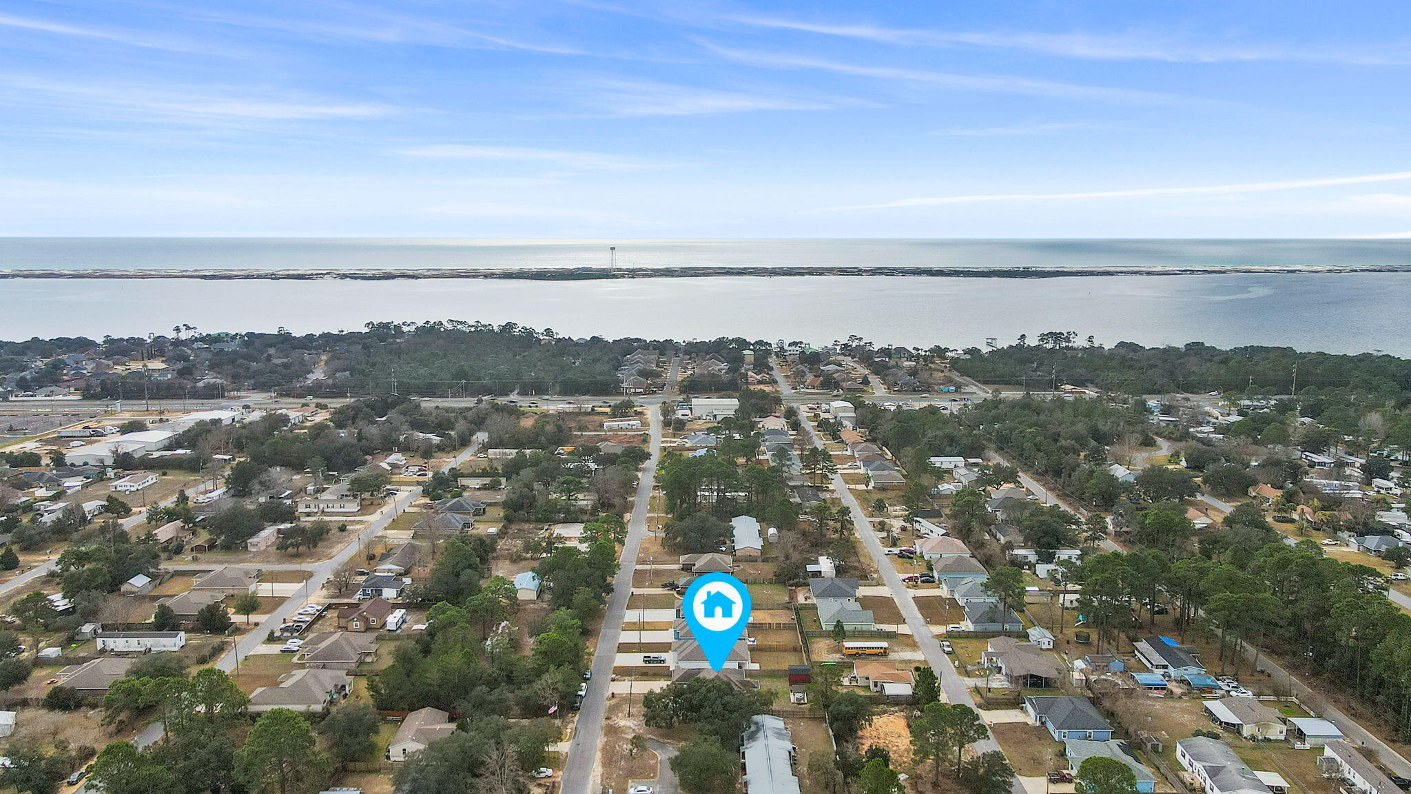 CRESCENT SHORES - Residential