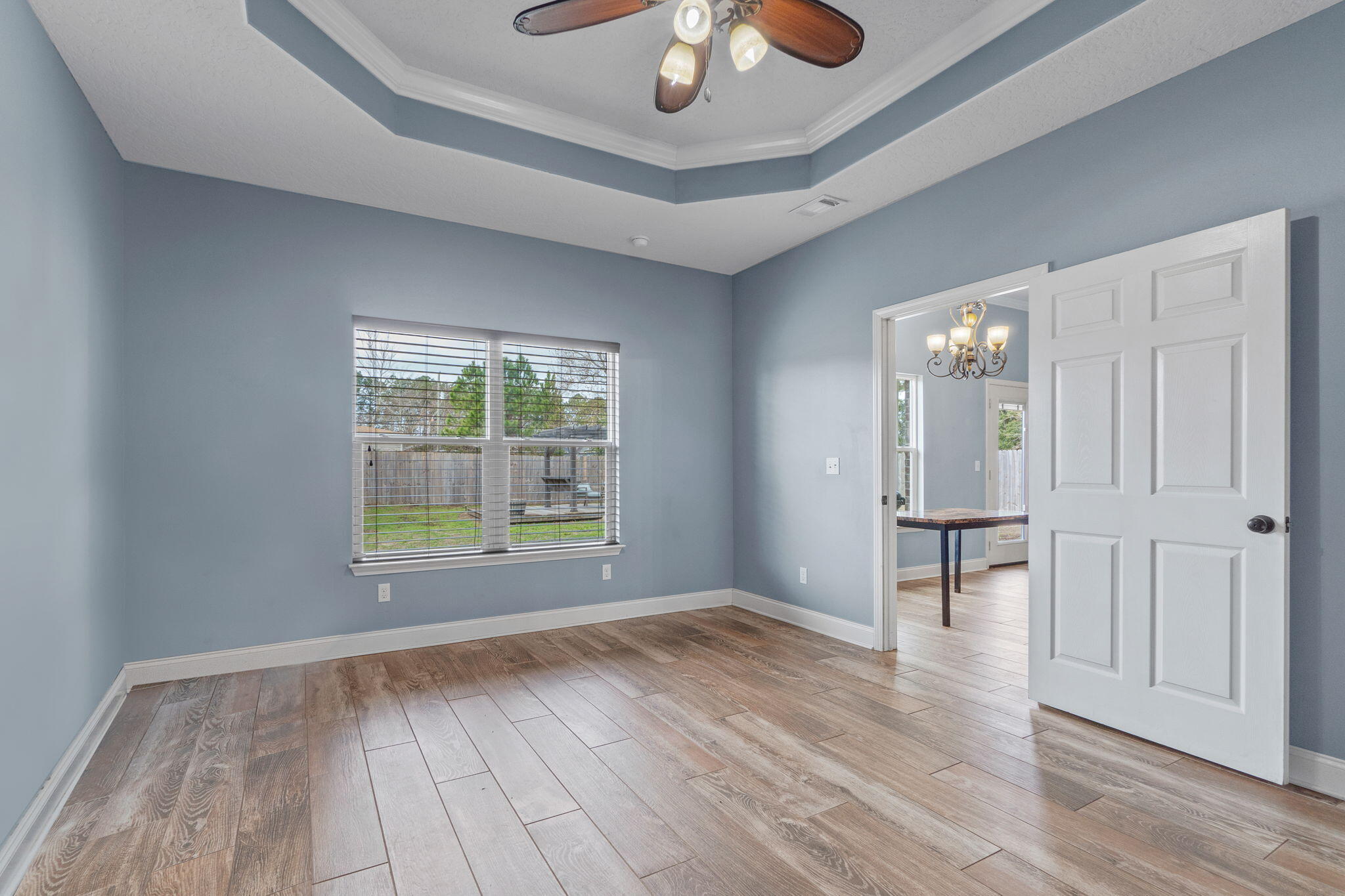 CRESCENT SHORES - Residential