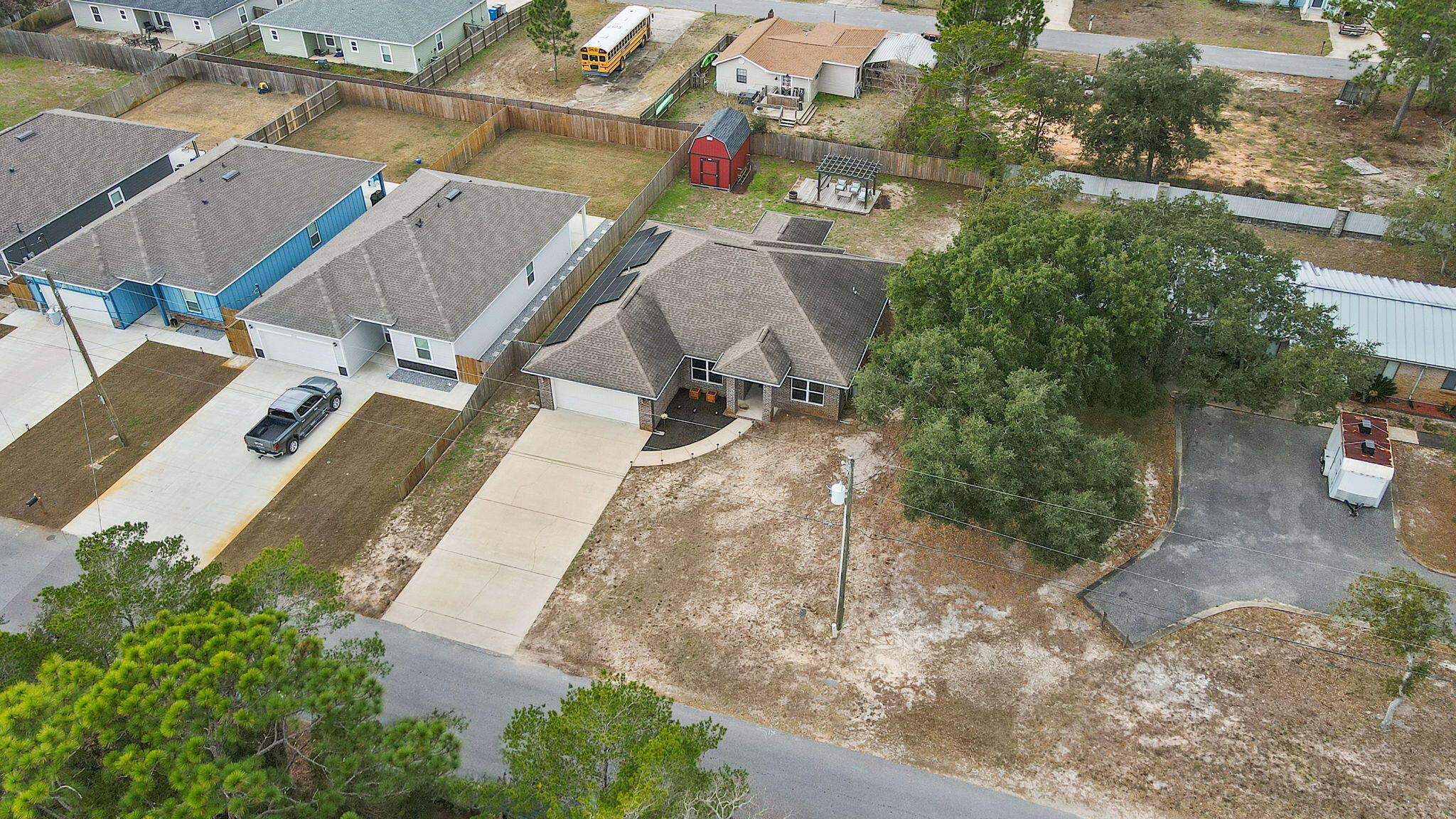 CRESCENT SHORES - Residential