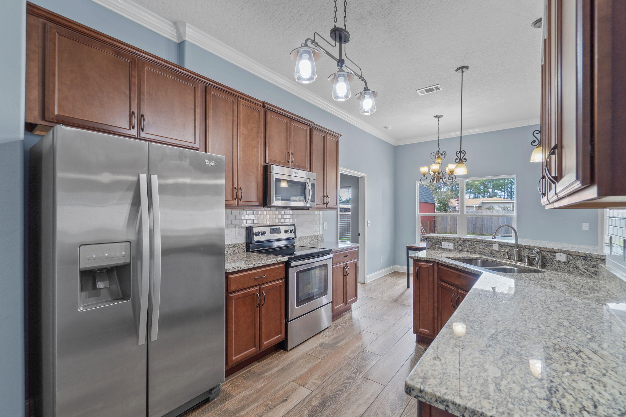 CRESCENT SHORES - Residential