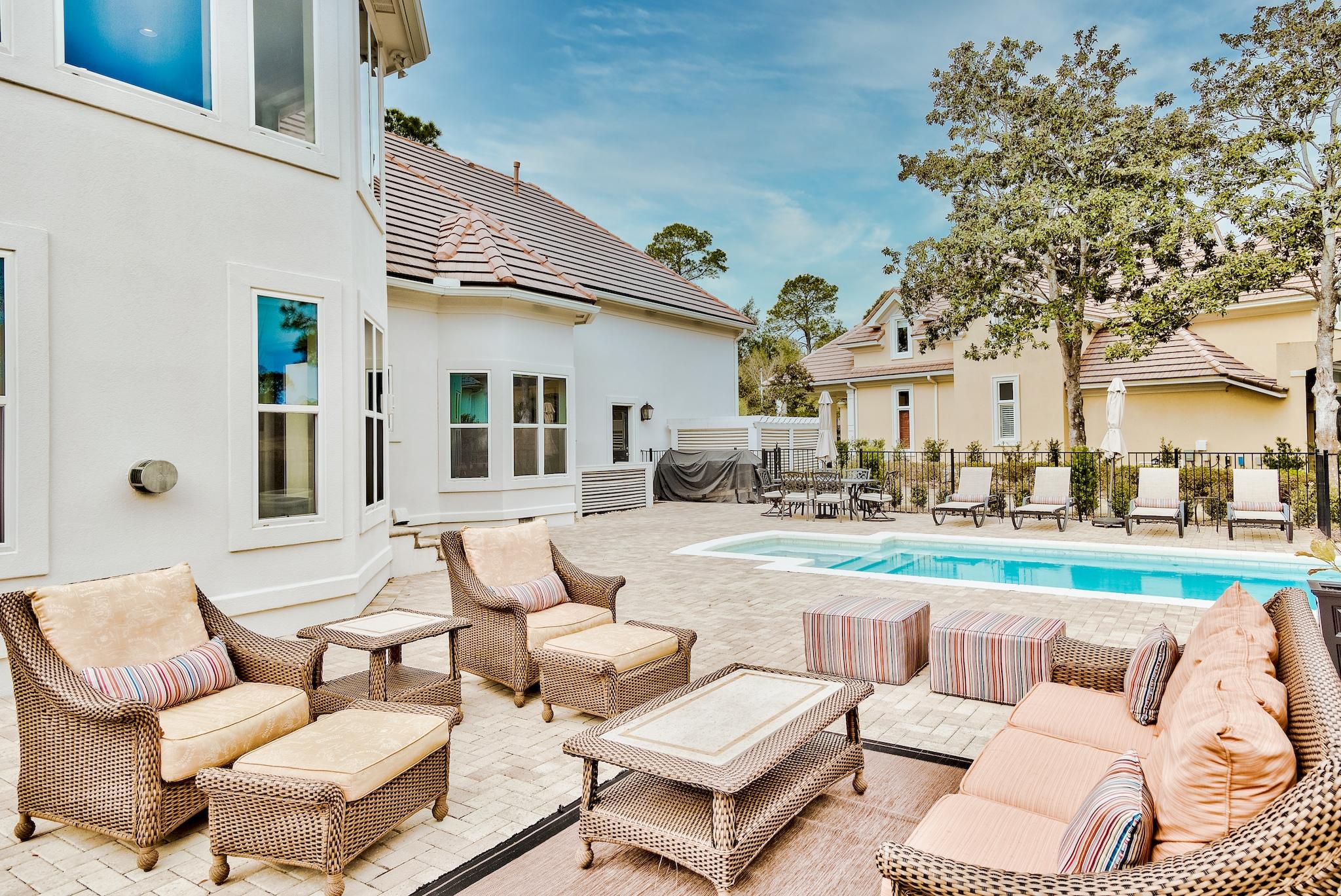 Burnt Pine - Residential