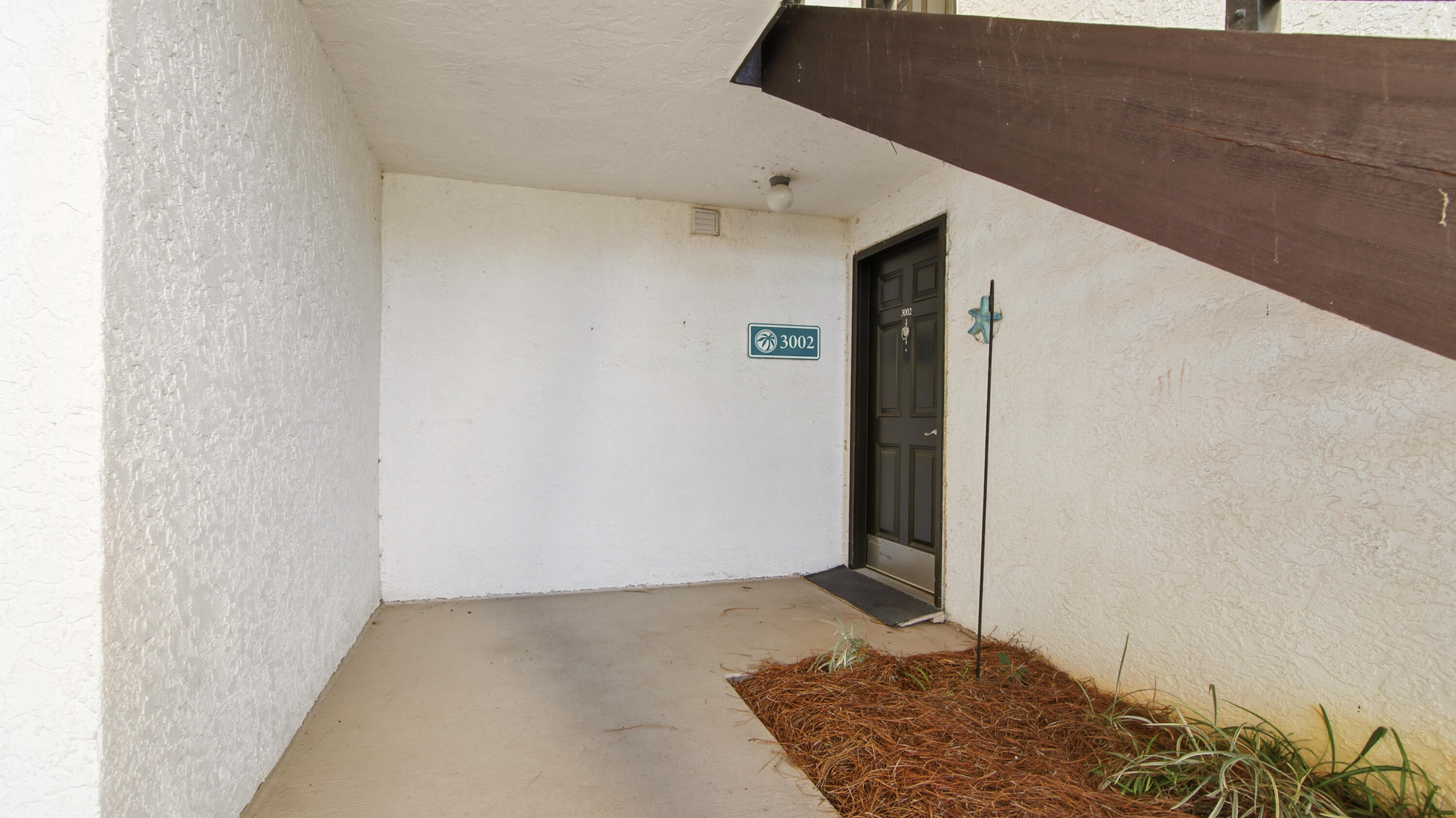 EDGEWATER GOLF VILLAS 2A CONDO - Residential