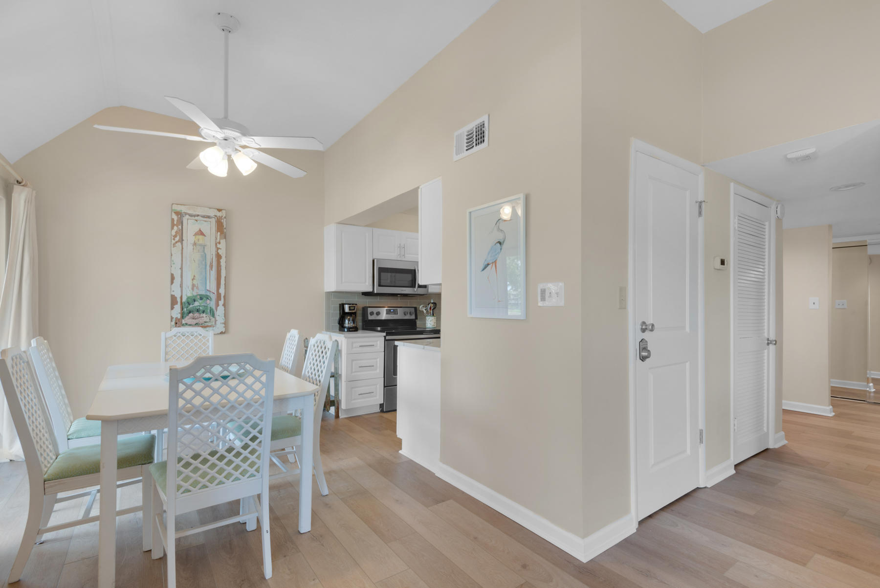 SEASCAPE CONDO GARDEN VILLA - Residential