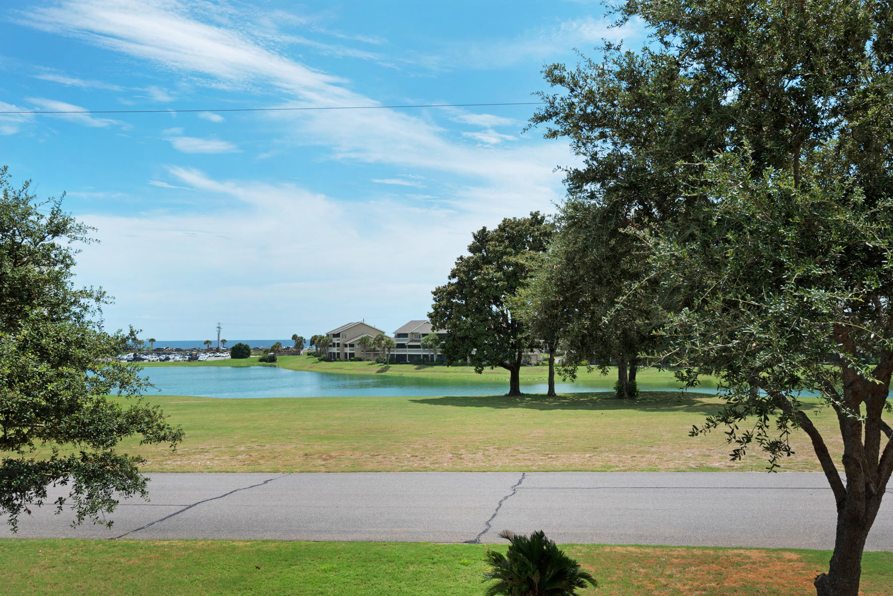 SEASCAPE CONDO GARDEN VILLA - Residential