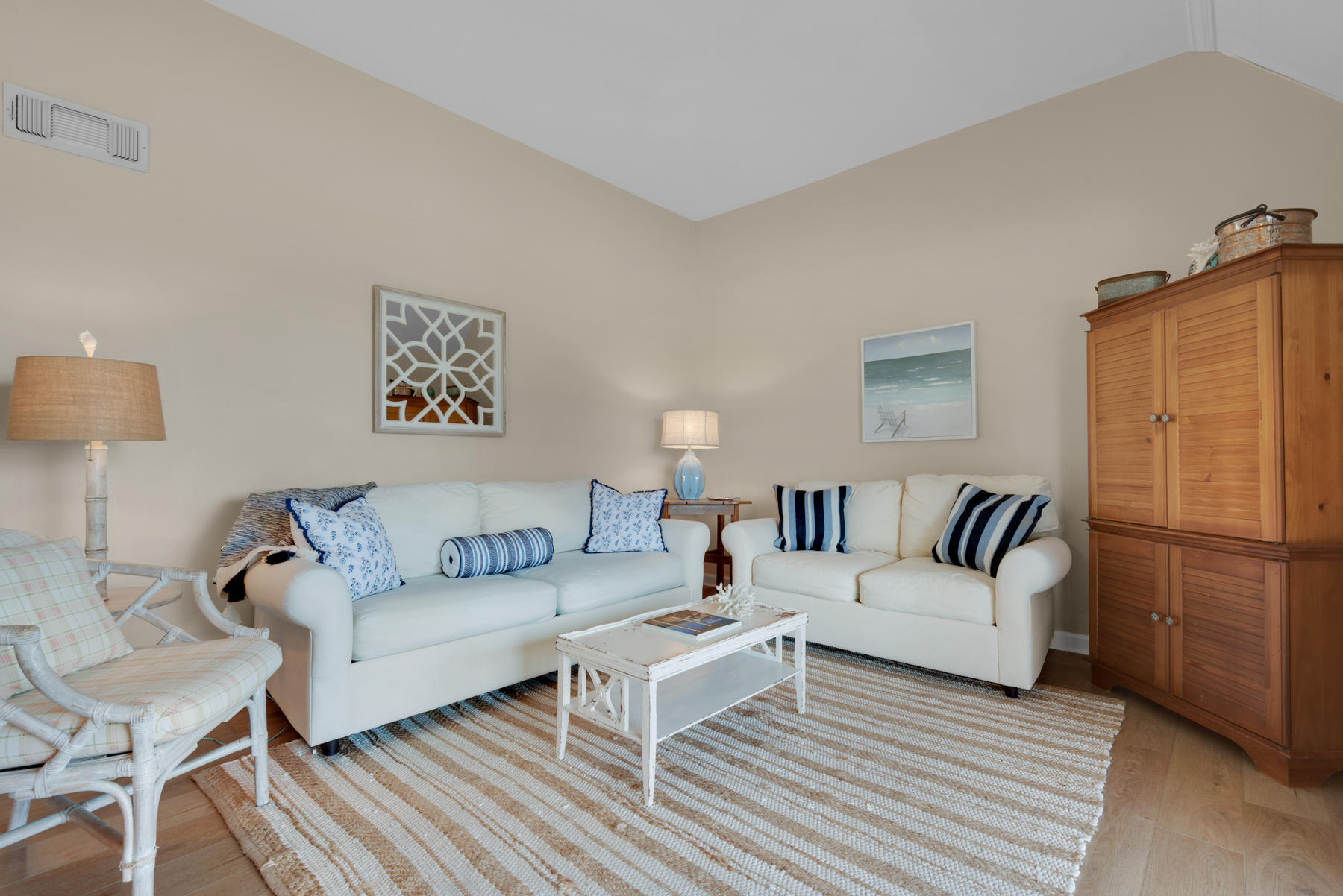 SEASCAPE CONDO GARDEN VILLA - Residential