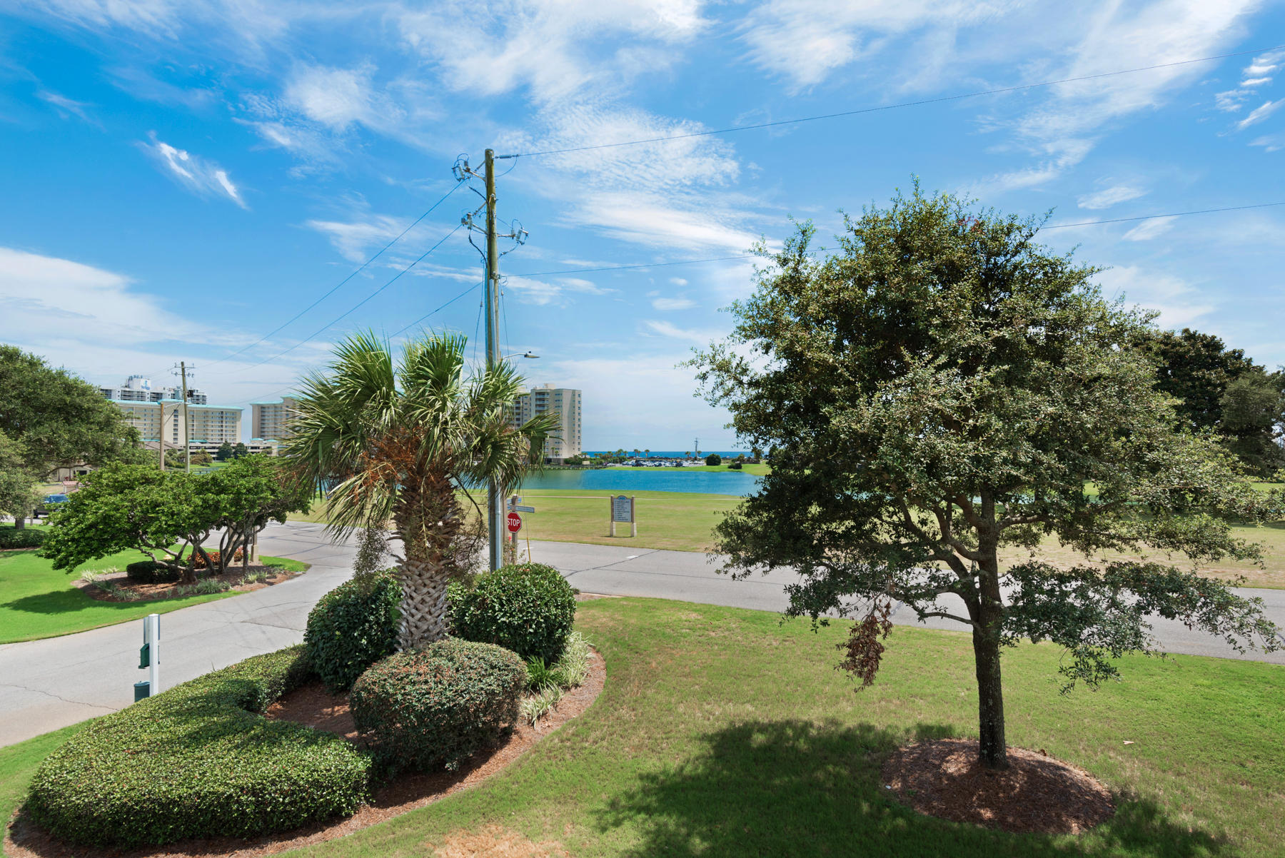 SEASCAPE CONDO GARDEN VILLA - Residential