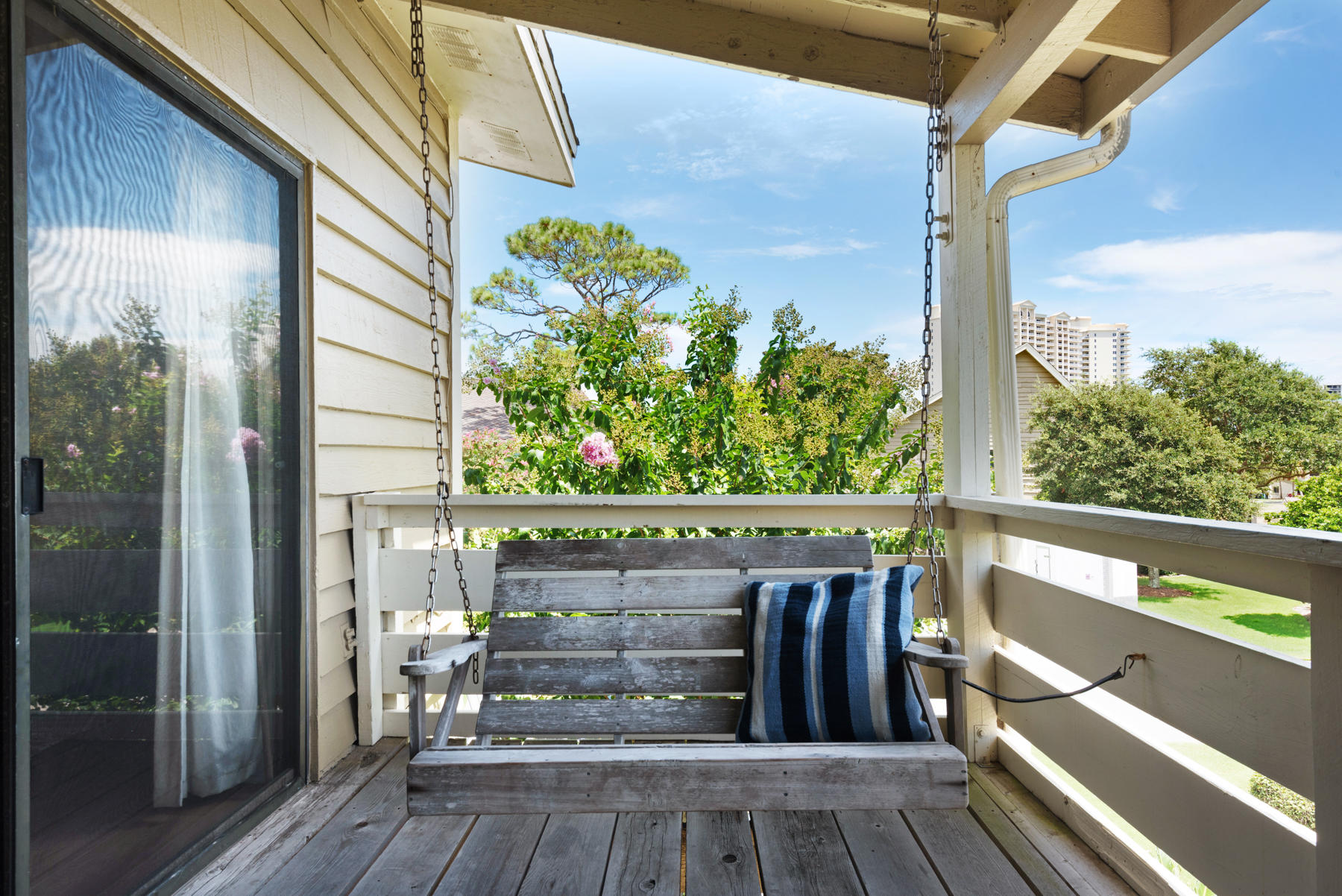 SEASCAPE CONDO GARDEN VILLA - Residential