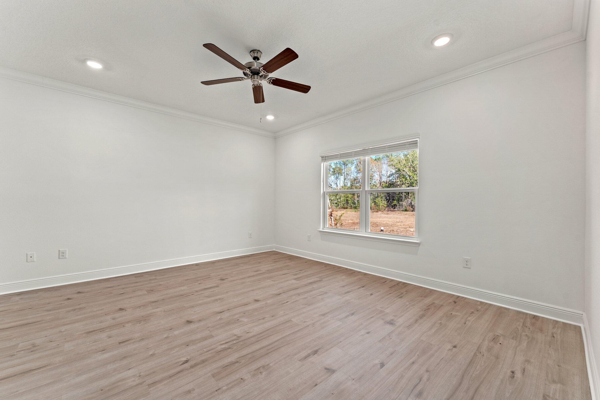 LIVE OAK HARBOUR - Residential Lease