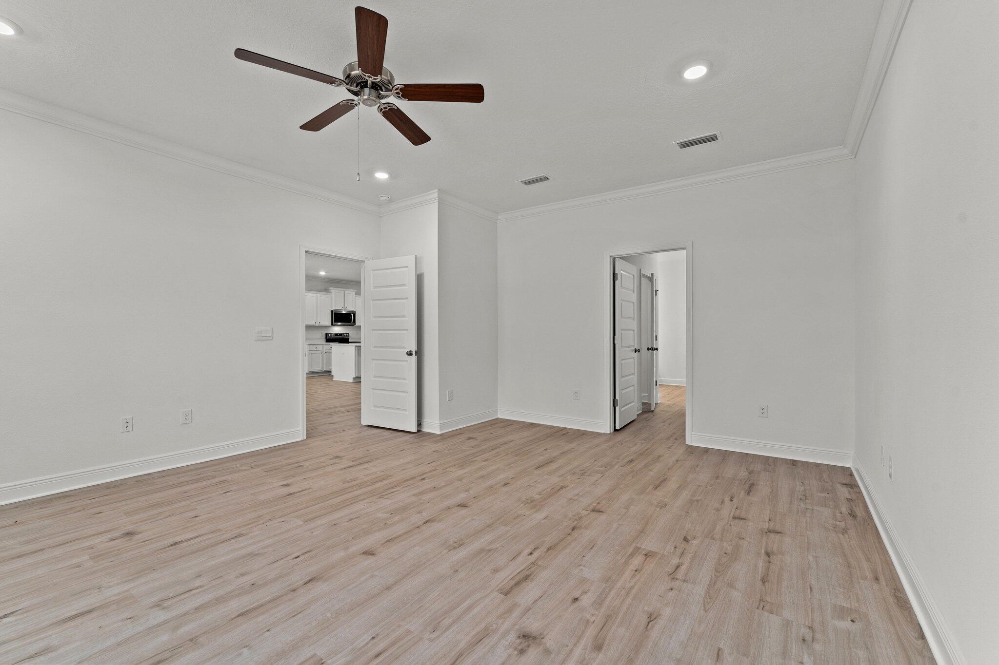 LIVE OAK HARBOUR - Residential Lease