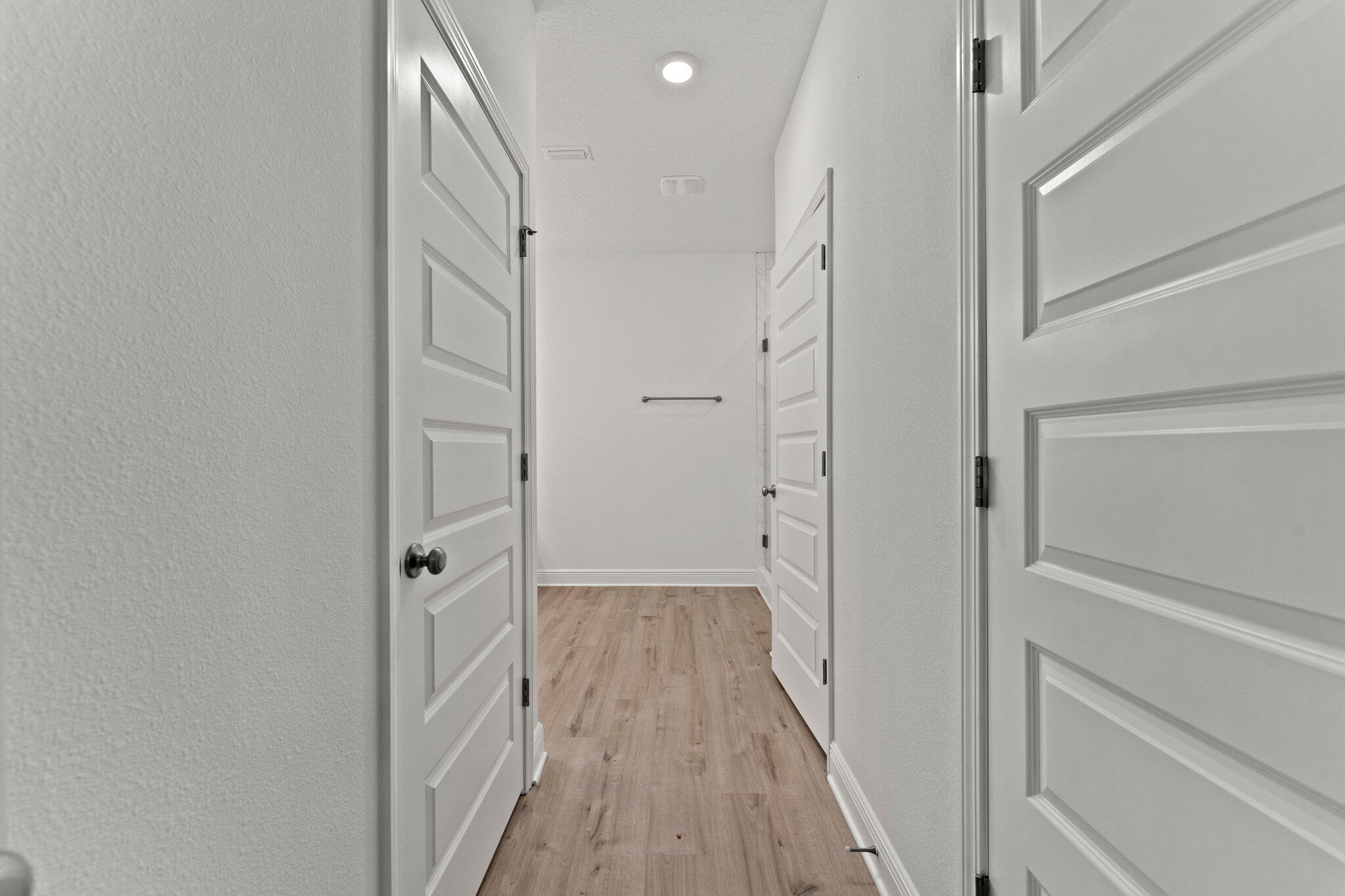 LIVE OAK HARBOUR - Residential Lease