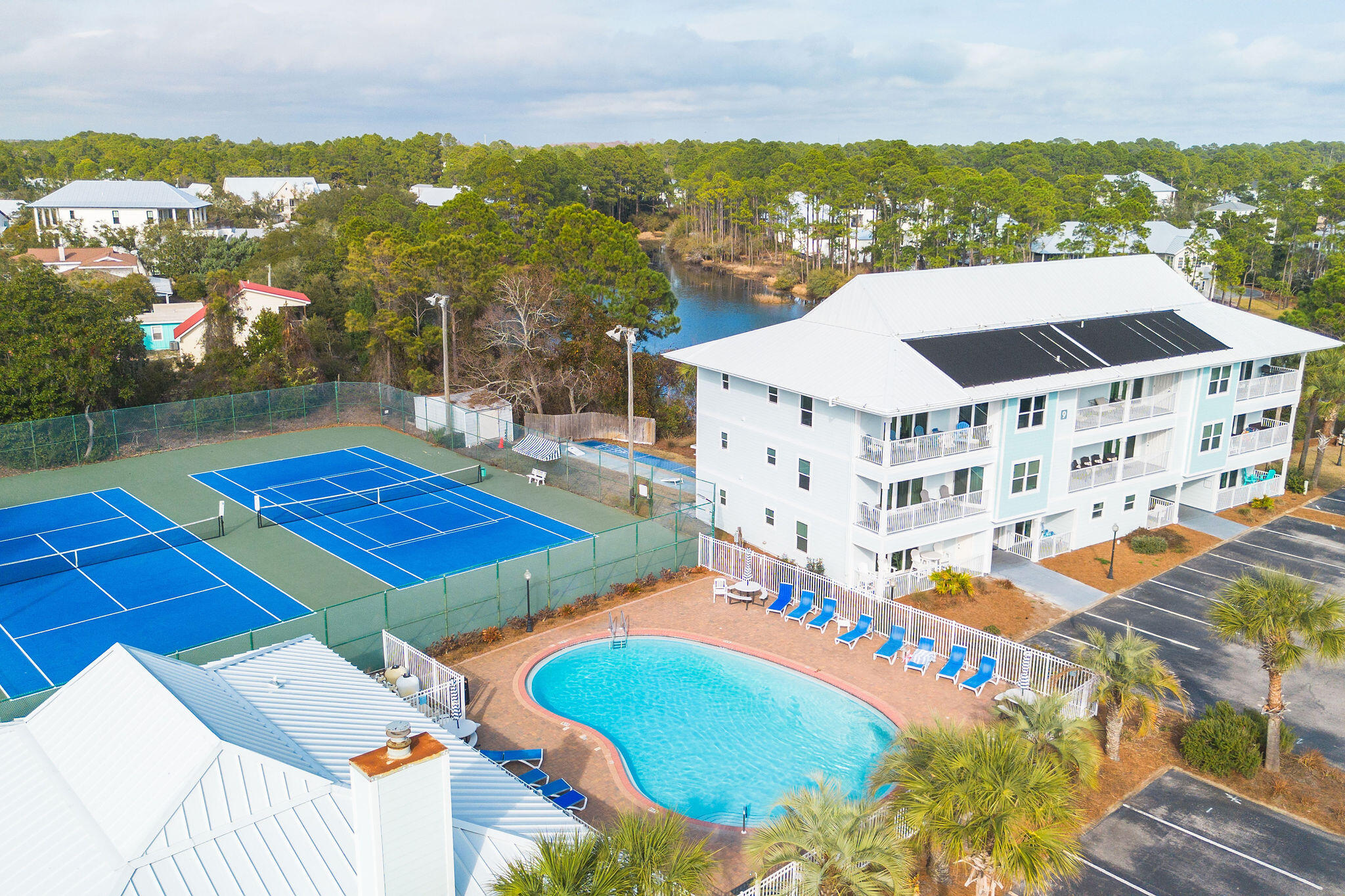 BEACHSIDE VILLAS CONDO - Residential