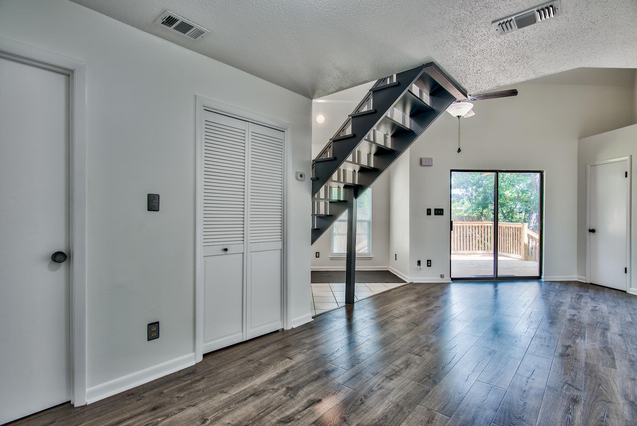 MACK BAYOU PARK - Residential