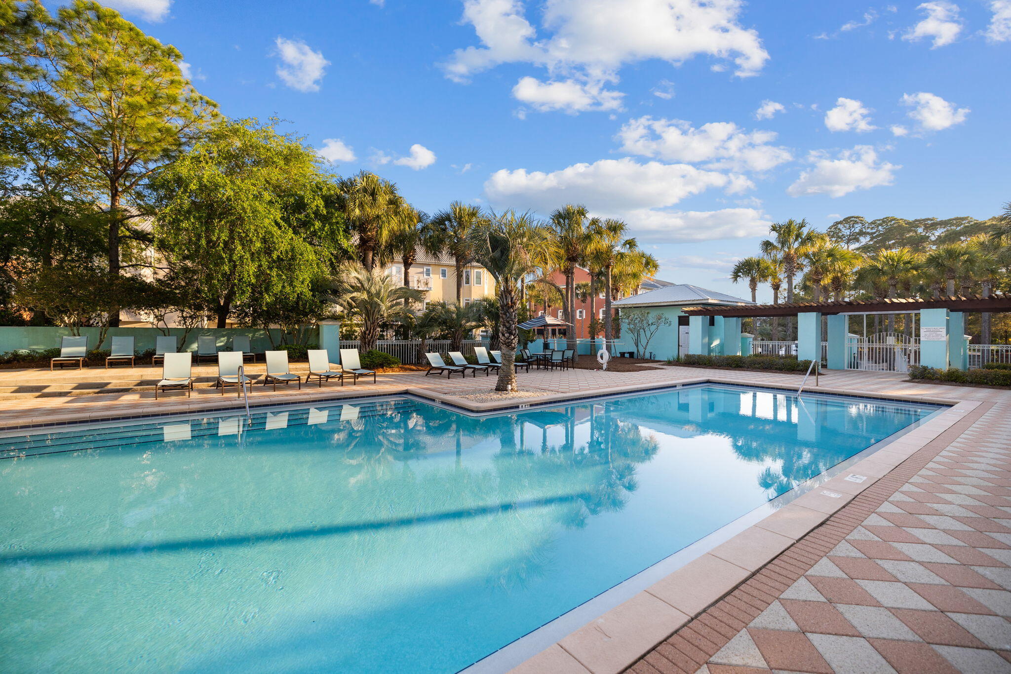 Gulf Place Caribbean - Residential