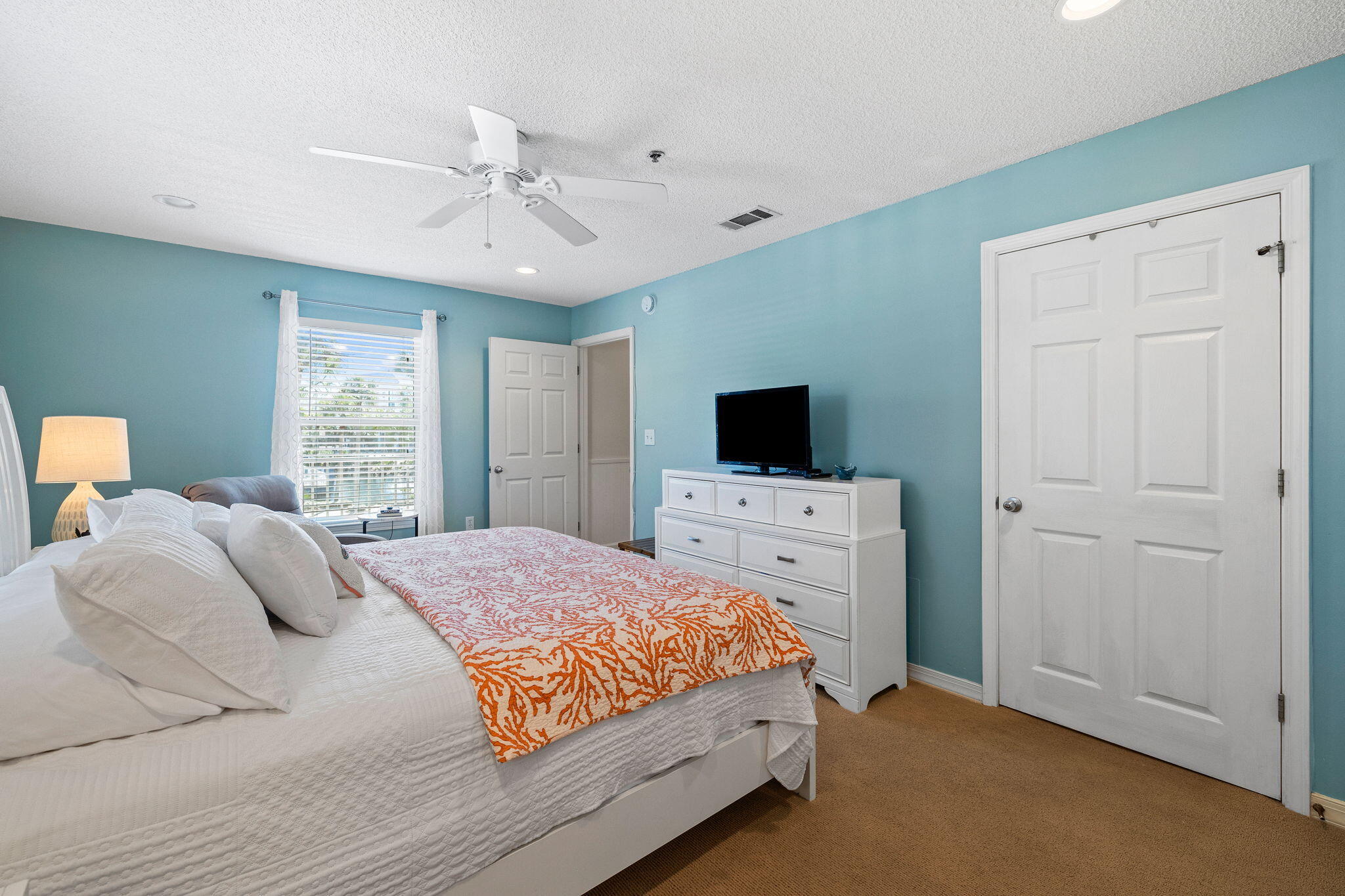 Gulf Place Caribbean - Residential