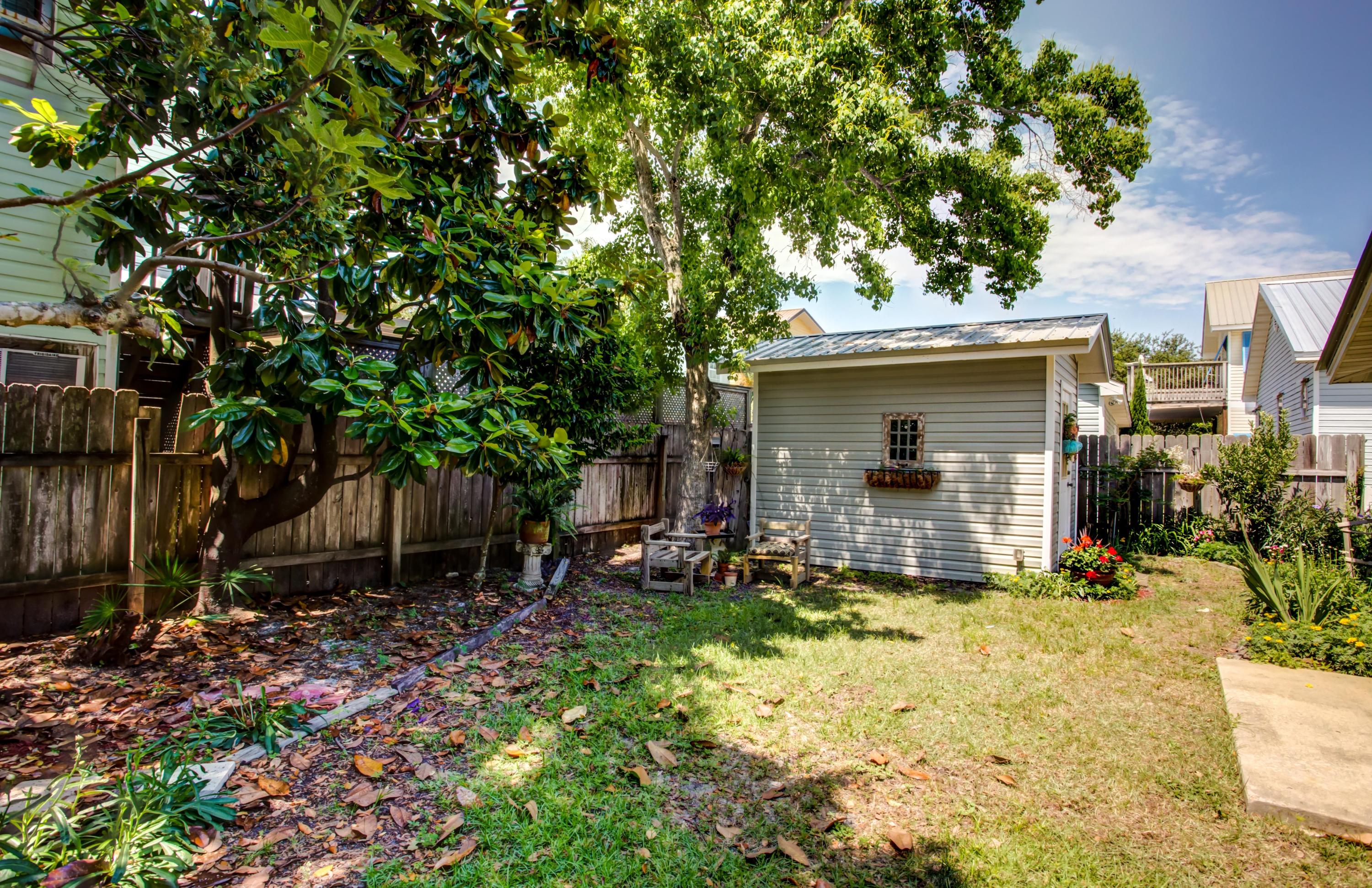 FRANGISTA BEACH 1ST ADDN - Residential