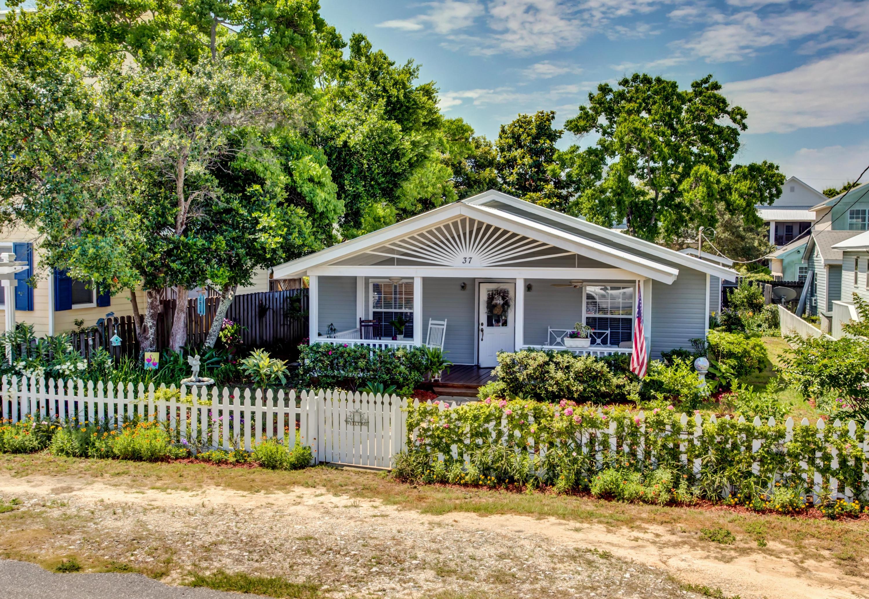 FRANGISTA BEACH 1ST ADDN - Residential