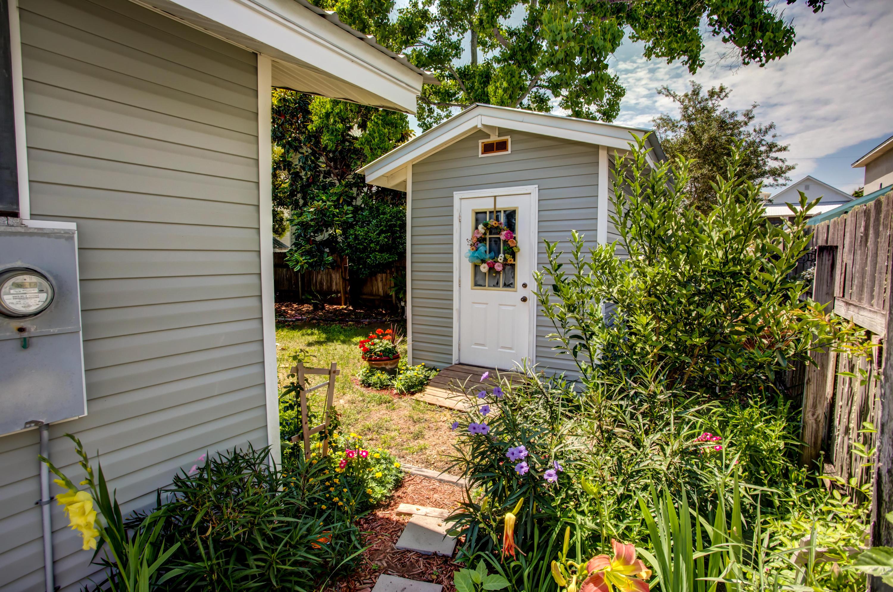 FRANGISTA BEACH 1ST ADDN - Residential