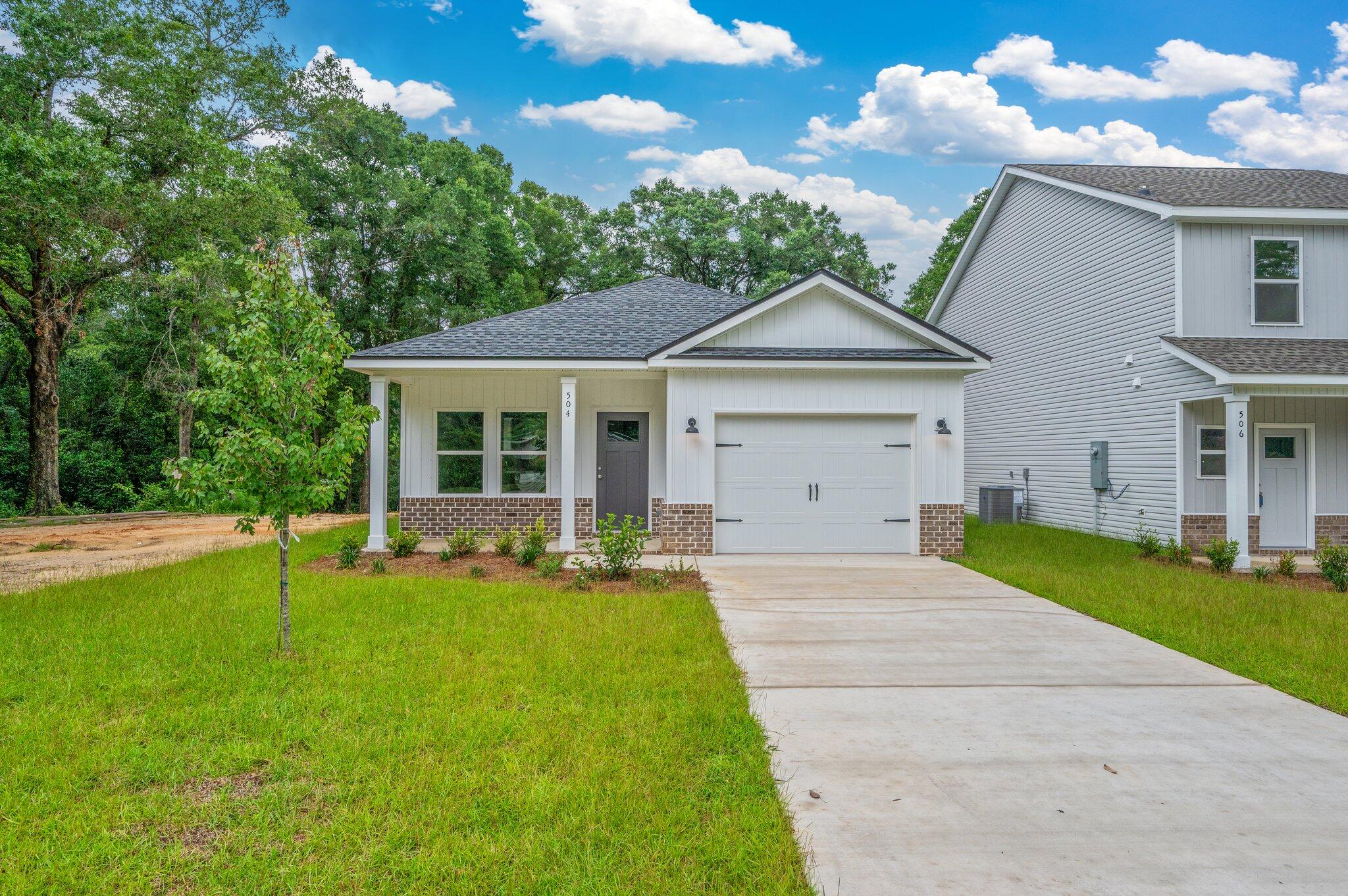 MORRIS ADDN TO CRESTVIEW - Residential