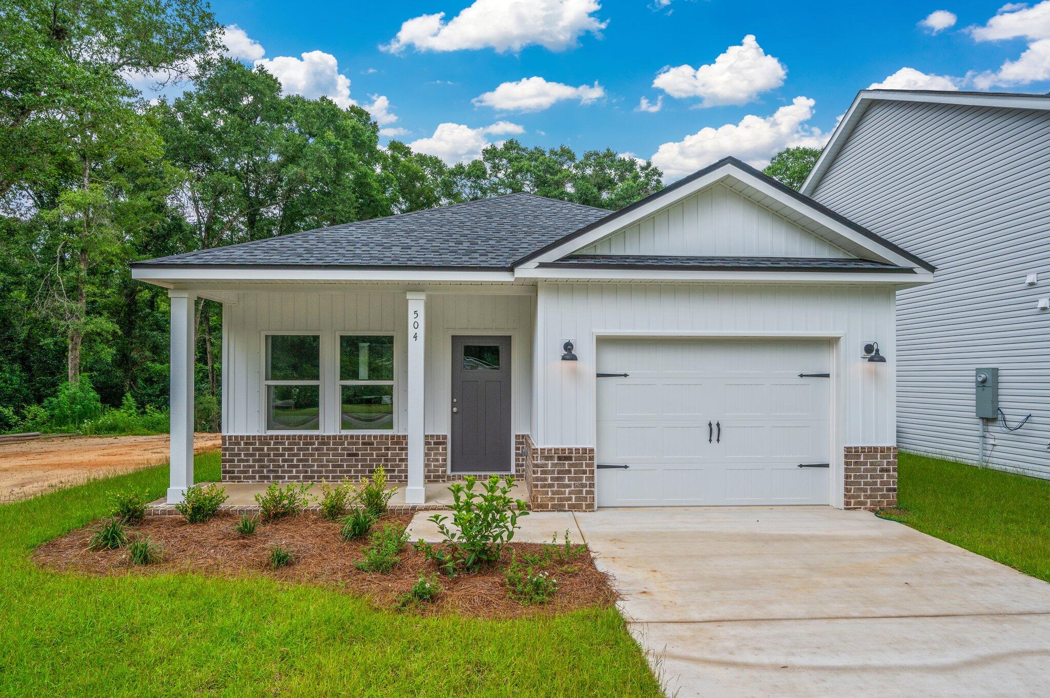 MORRIS ADDN TO CRESTVIEW - Residential