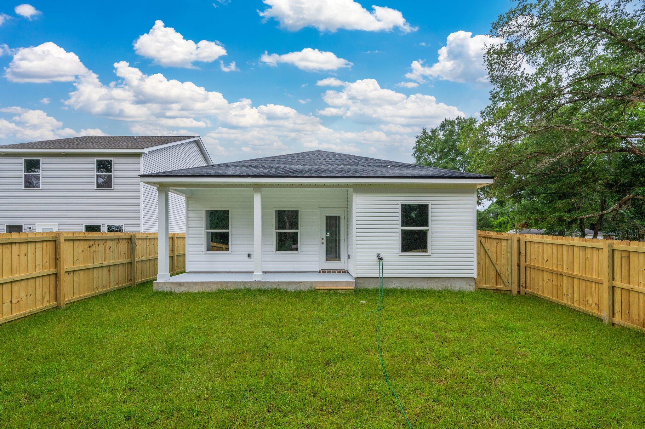 MORRIS ADDN TO CRESTVIEW - Residential