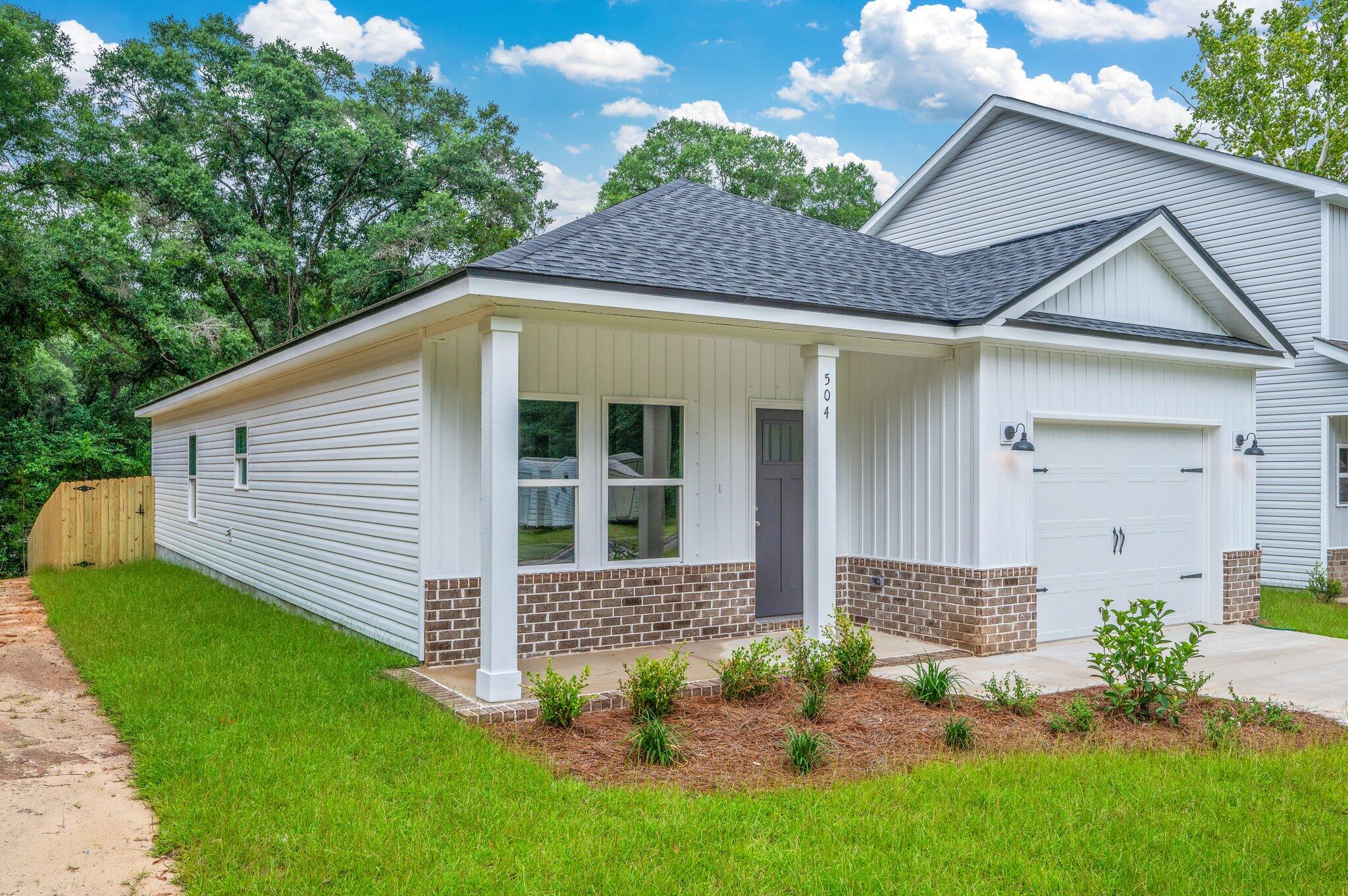 MORRIS ADDN TO CRESTVIEW - Residential