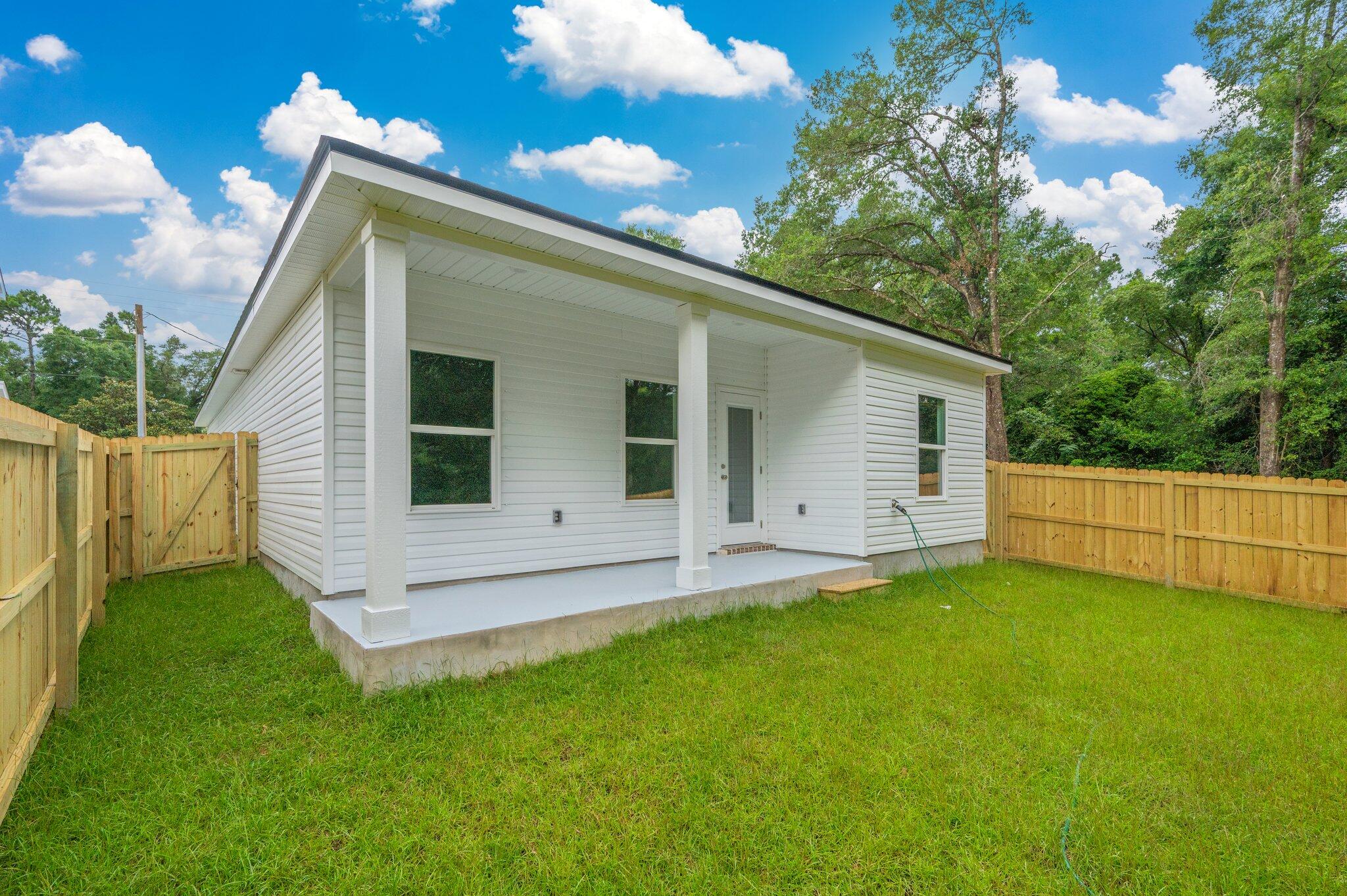 MORRIS ADDN TO CRESTVIEW - Residential