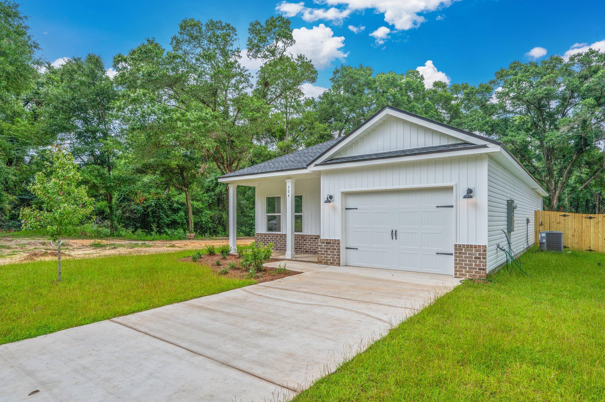 4TH OF JULY SPECIAL -FREE REFRIGERATOR/BLINDS/WASHER/DRYER + $10K TOWARDS CLOSING COSTS (restrictions apply). WHEN YOUR NEW HOME by a quality local builder (who has an amazing affordability/incentive package, incidentally) is chock full of quality construction and literally offers CONVENIENCE IN ALL DIRECTIONS (S85, N85, 90E, 90W)...then my friend you wisely must have selected 504 Lee Avenue! Featuring recessed lighting under raised ceilings, quartz work or sitting island (plus dining area), walk-in pantry-walk-in closet owner's closet, covered porches front & back. Photos of similar completed home interior/exterior colors and elevation will vary. MOVE IN READY NOW!