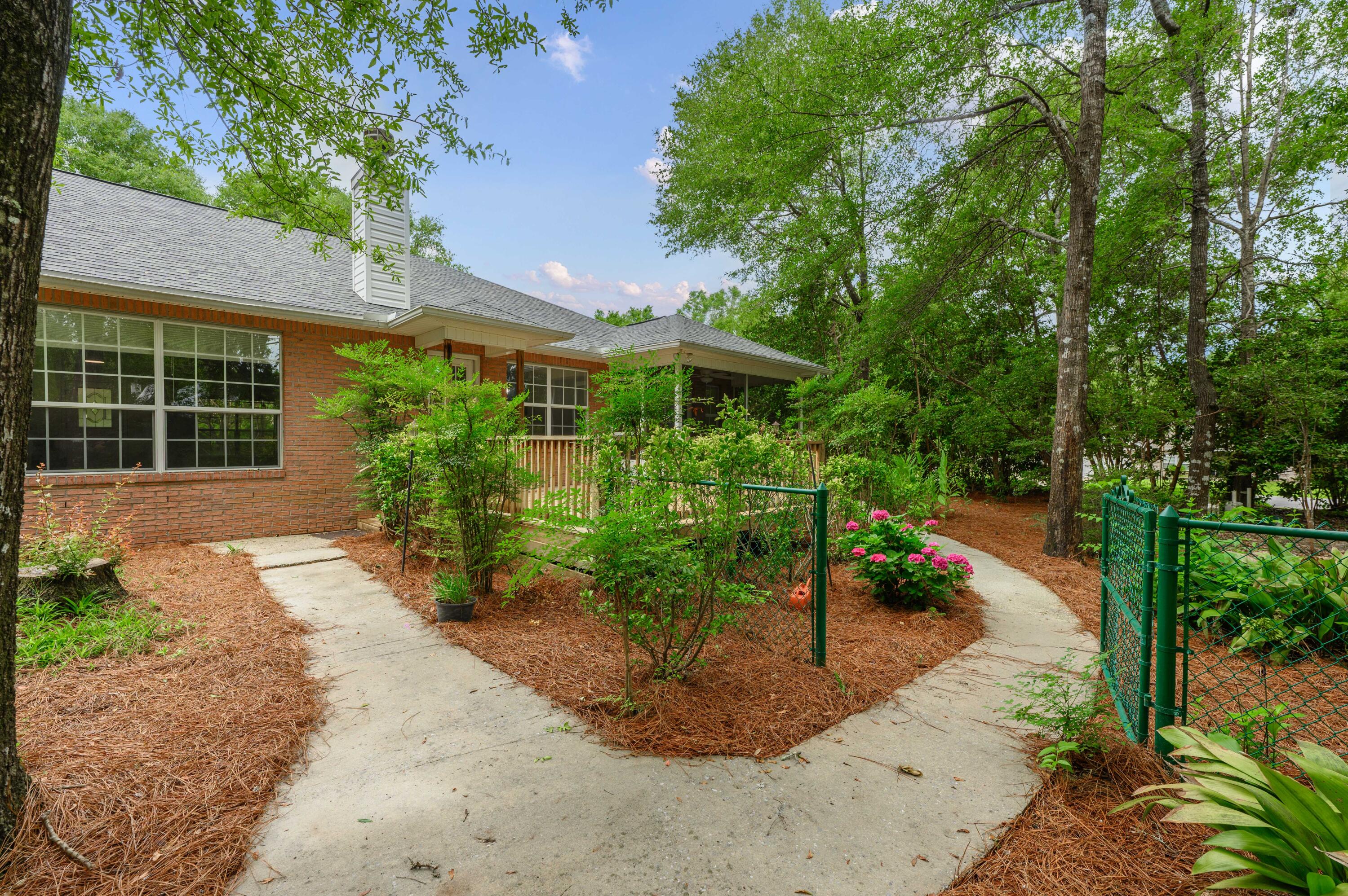 HIDDEN SPRINGS - Residential