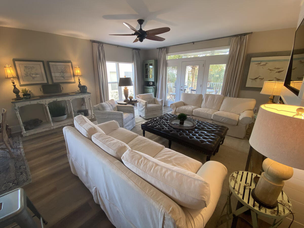 SEAGROVE BY THE SEA - Residential