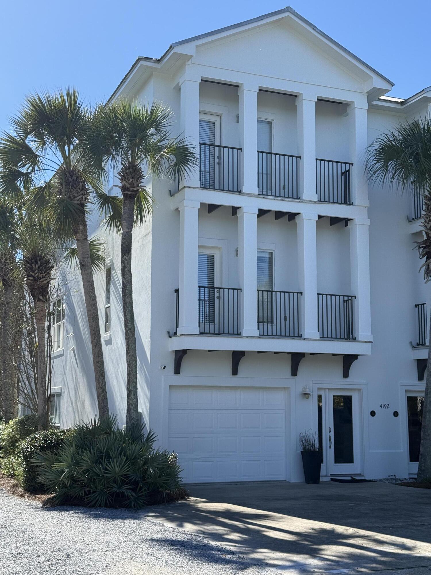 SEAGROVE BY THE SEA - Residential