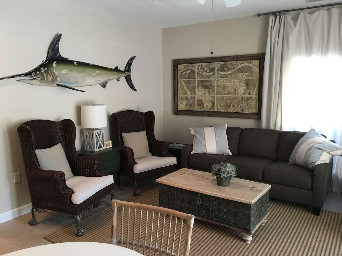 SEAGROVE BY THE SEA - Residential