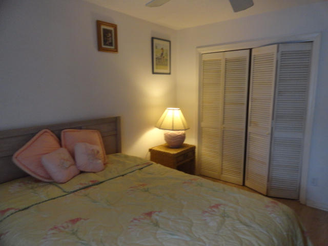 FLAMINGO BCH S/D - Residential