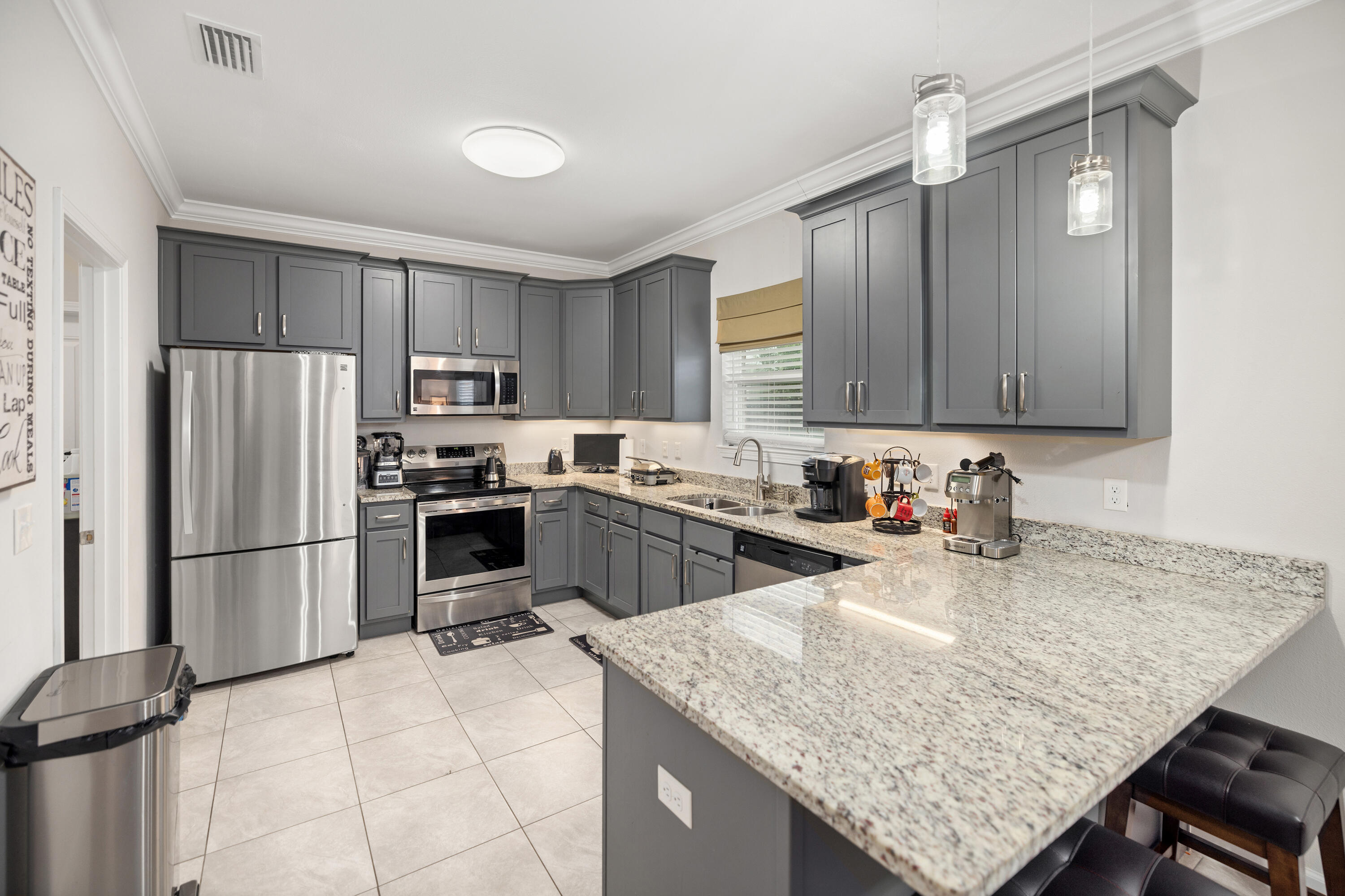WYNNEHAVEN BCH EST - Residential