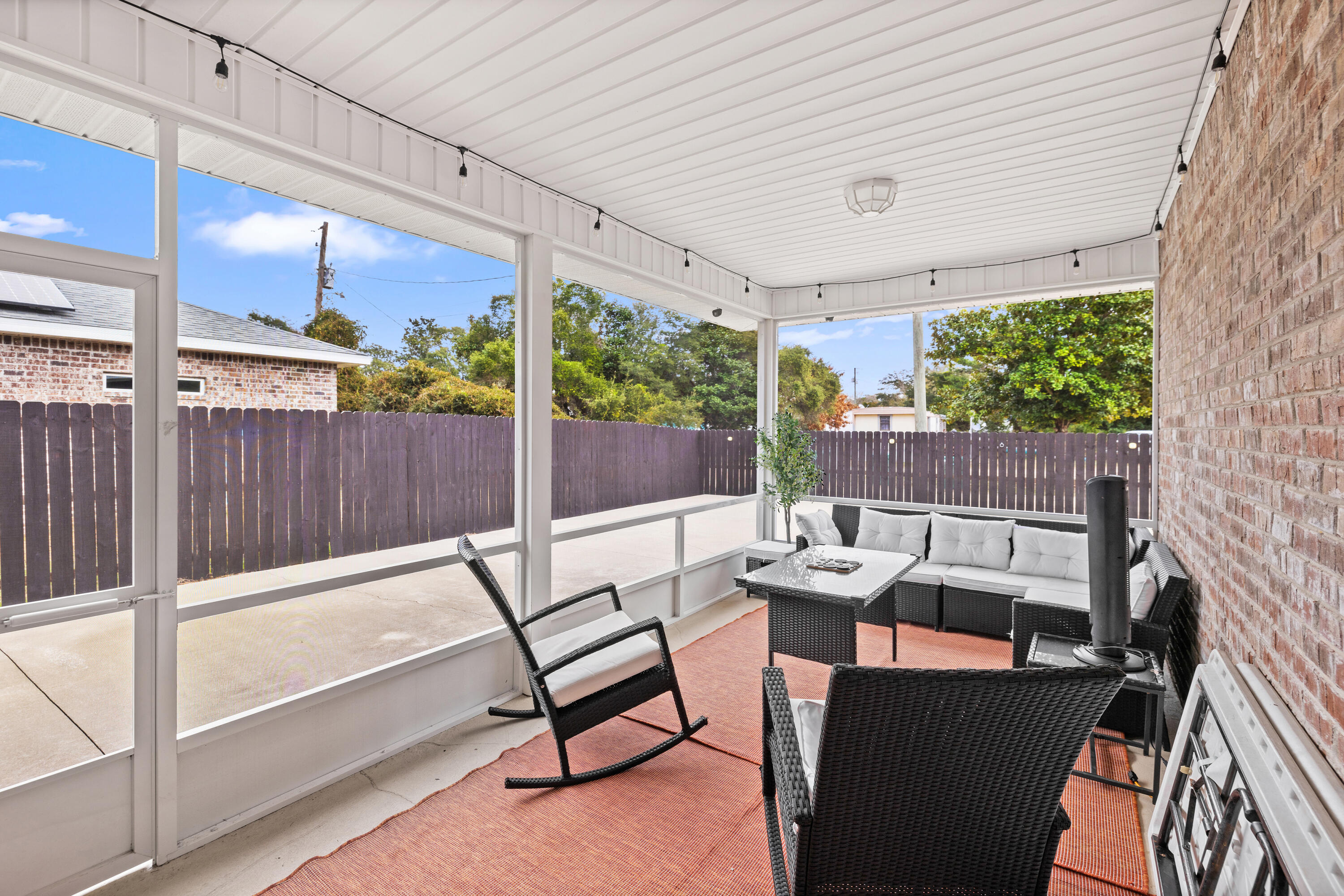 WYNNEHAVEN BCH EST - Residential