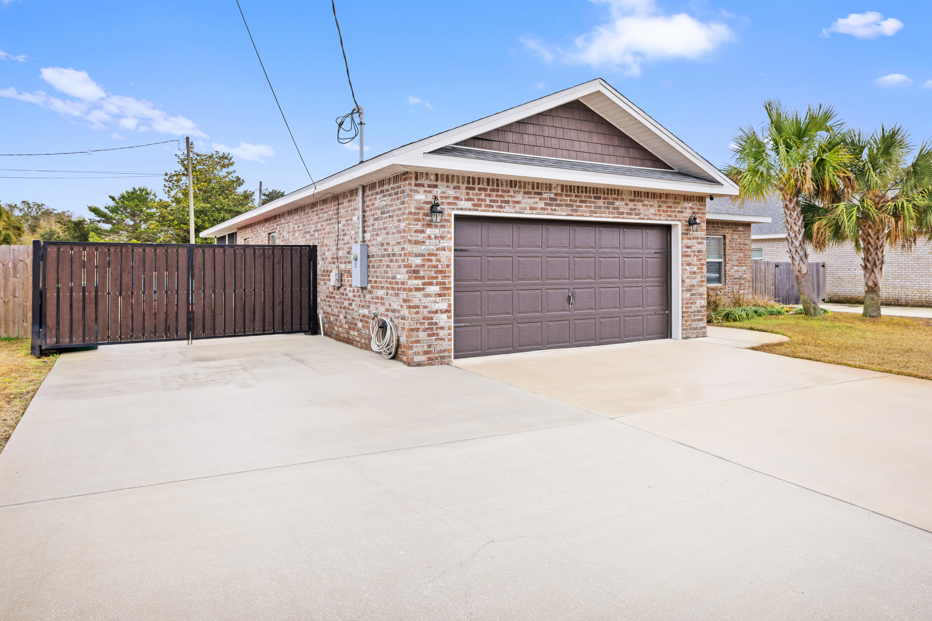 WYNNEHAVEN BCH EST - Residential