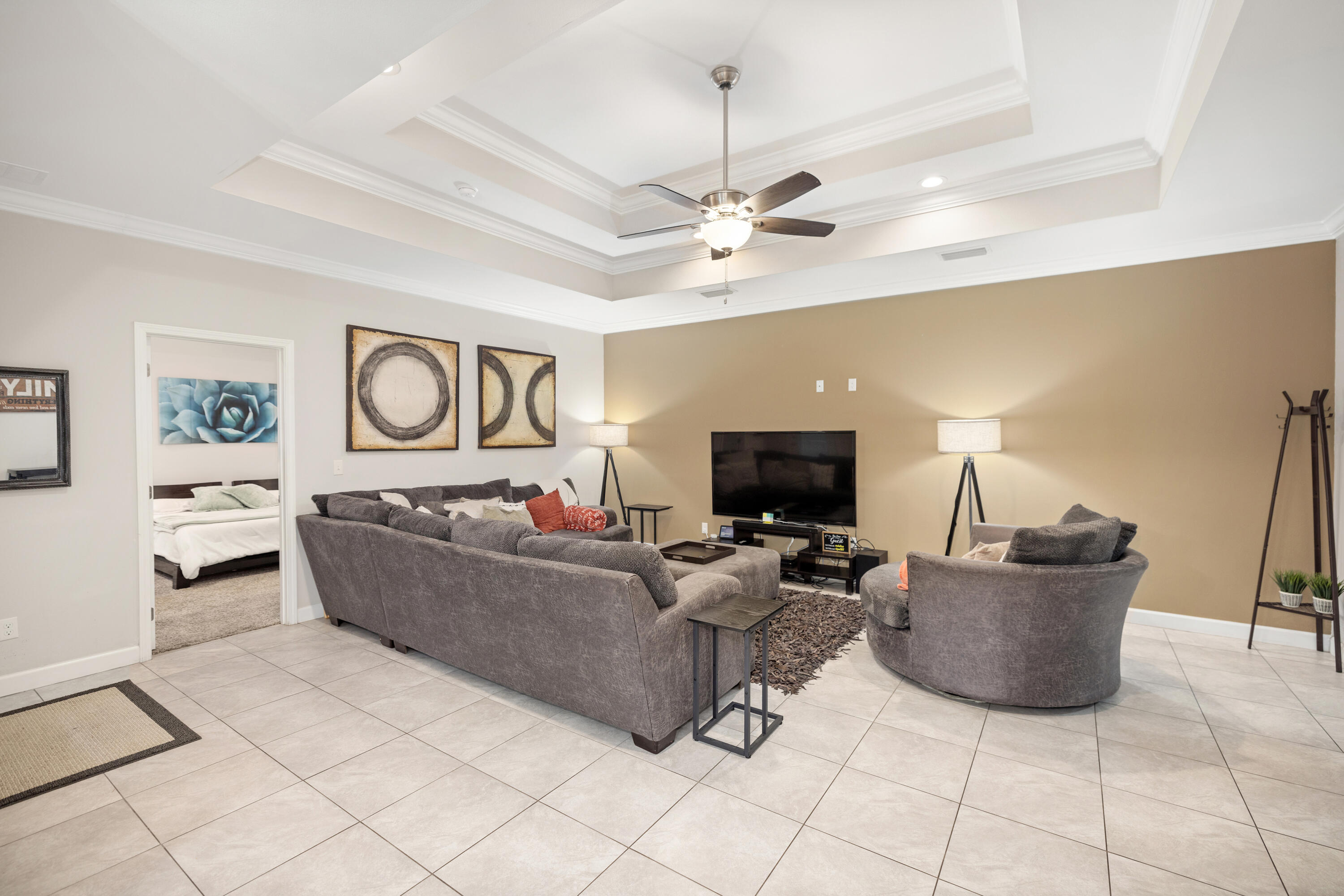 WYNNEHAVEN BCH EST - Residential
