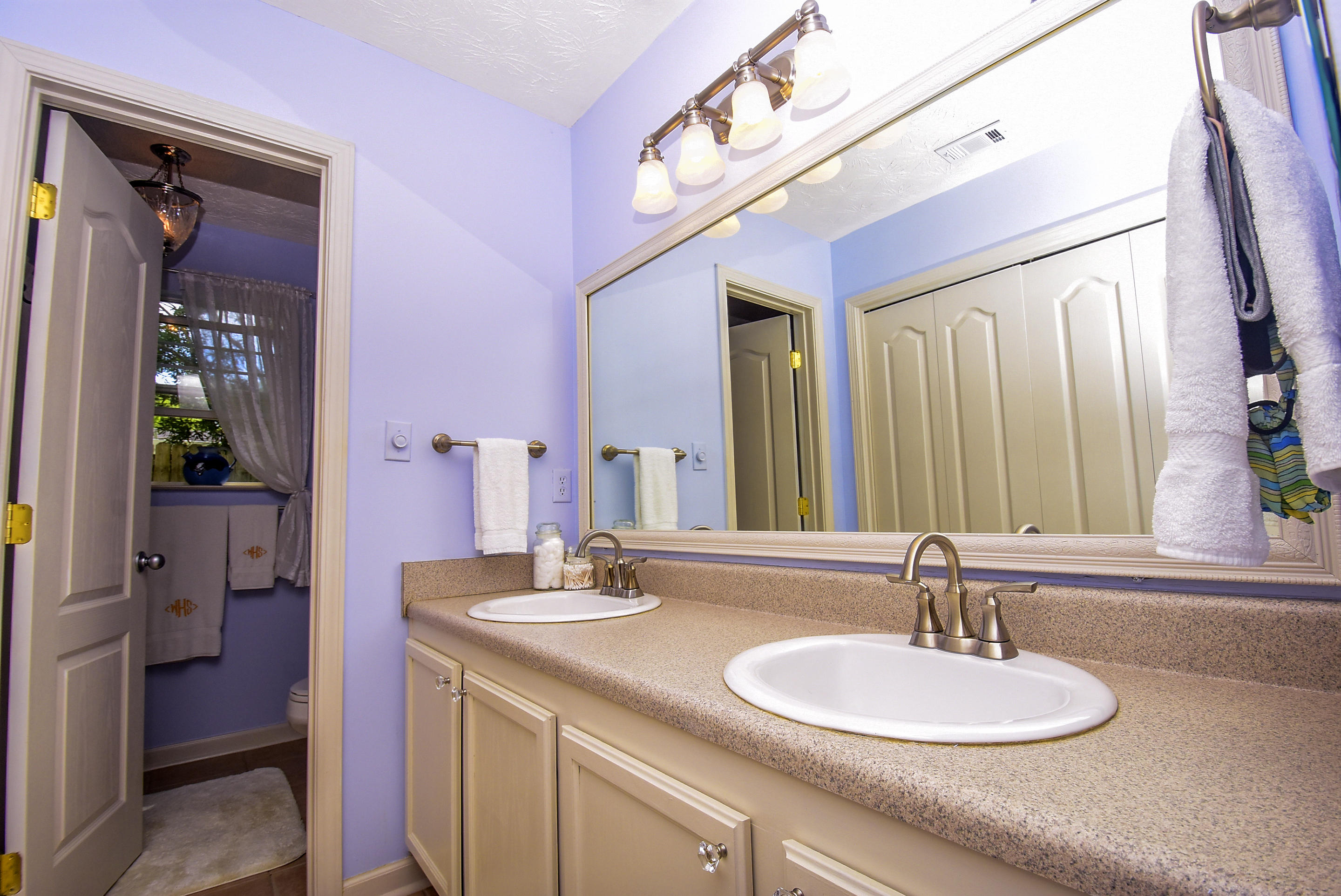 BRANDON OAKS - Residential