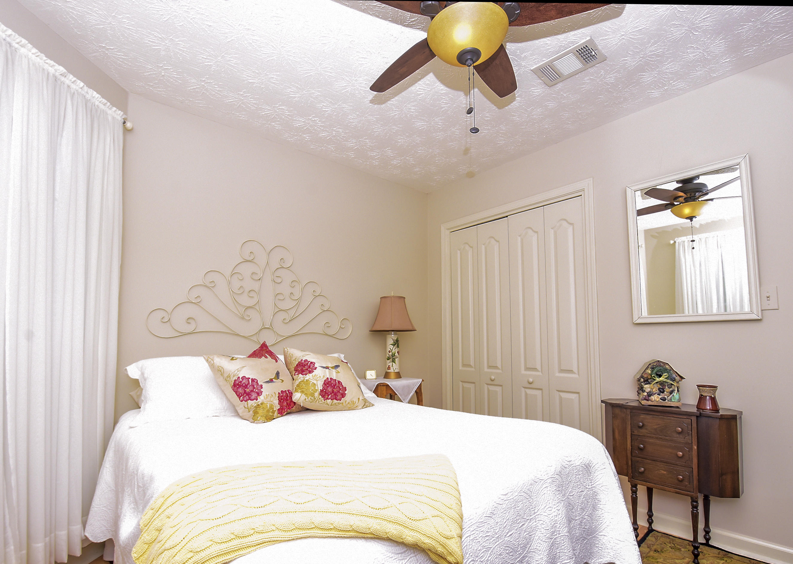 BRANDON OAKS - Residential