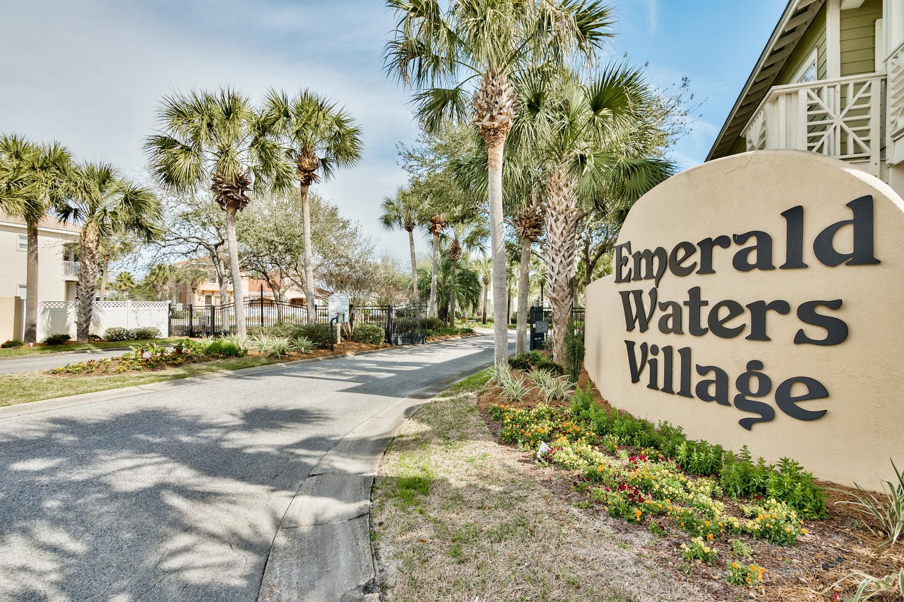 EMERALD WATERS VILLAGE - Residential