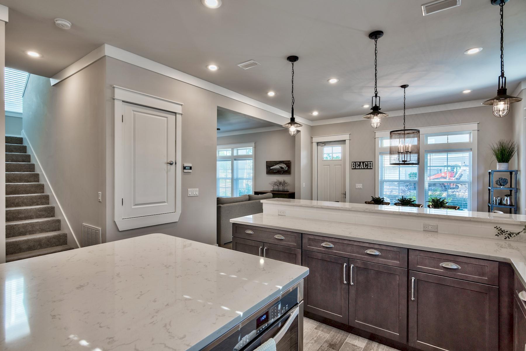 EMERALD WATERS VILLAGE - Residential