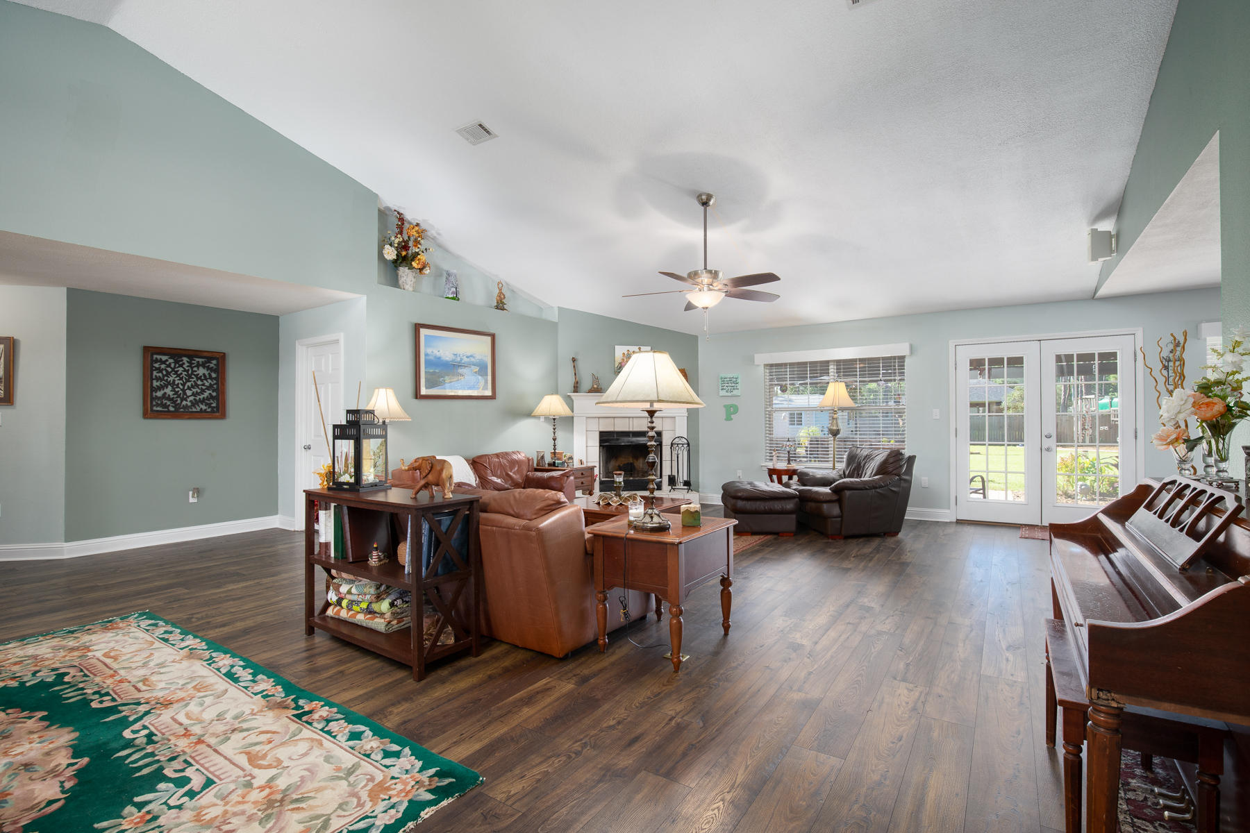 HOLLEY BY THE SEA - Residential