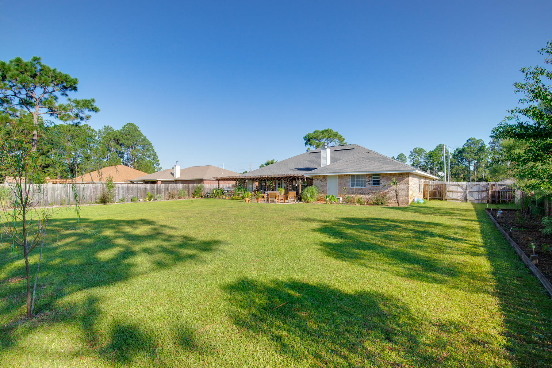 HOLLEY BY THE SEA - Residential