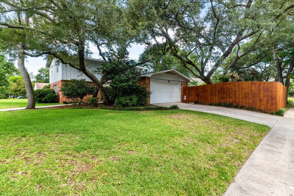 CHELSEA WOODS - Residential