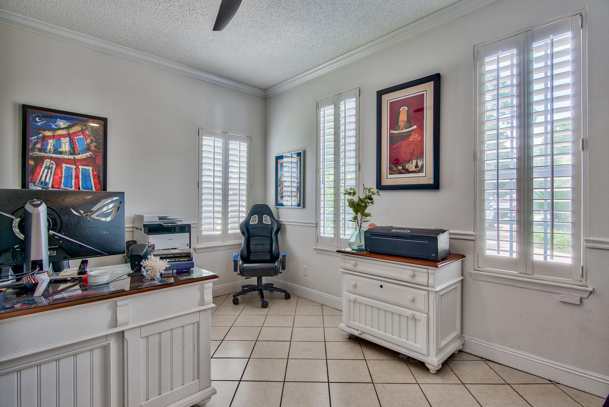 WINDSOR FOREST - Residential