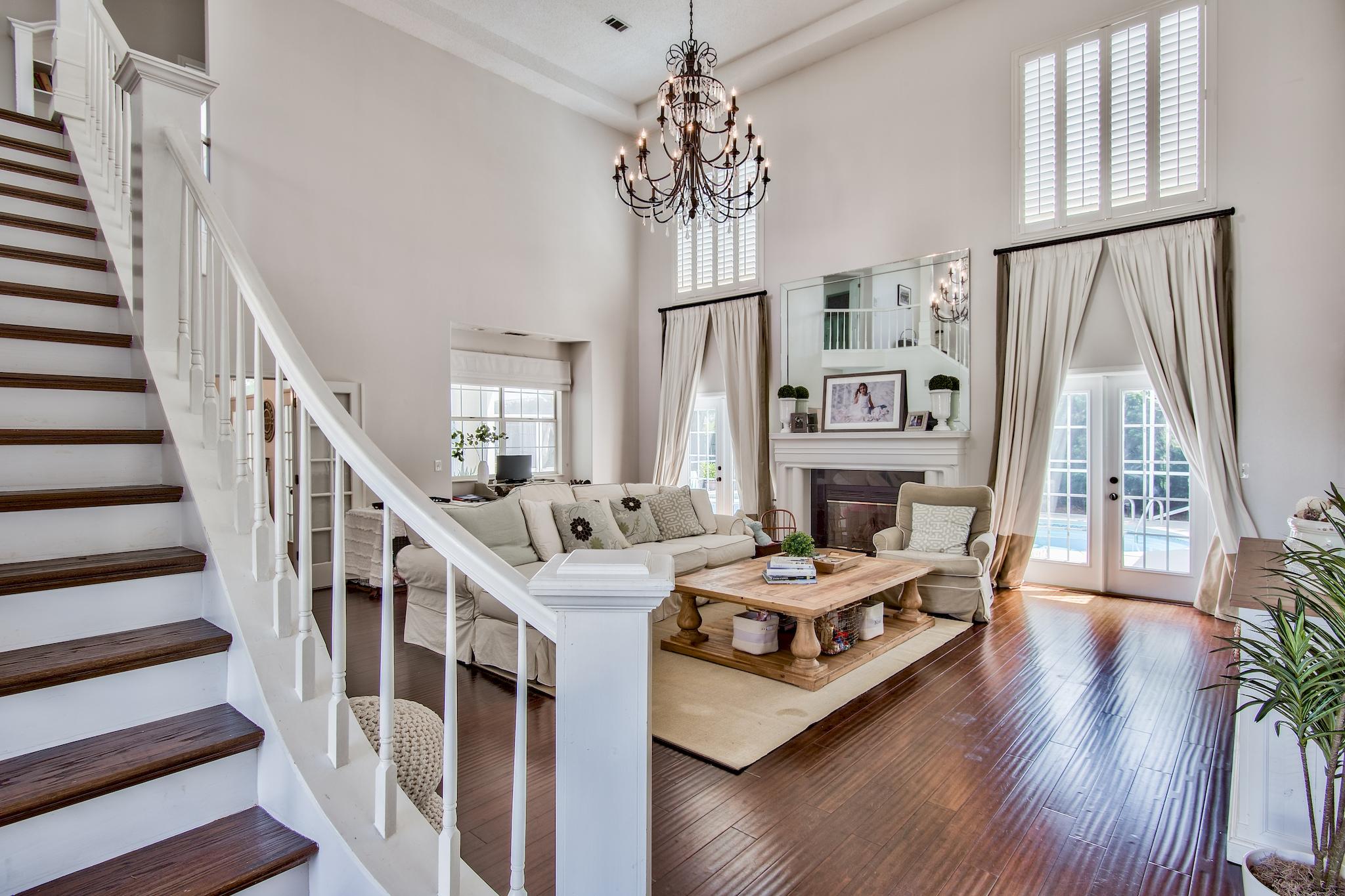 WINDSOR FOREST - Residential