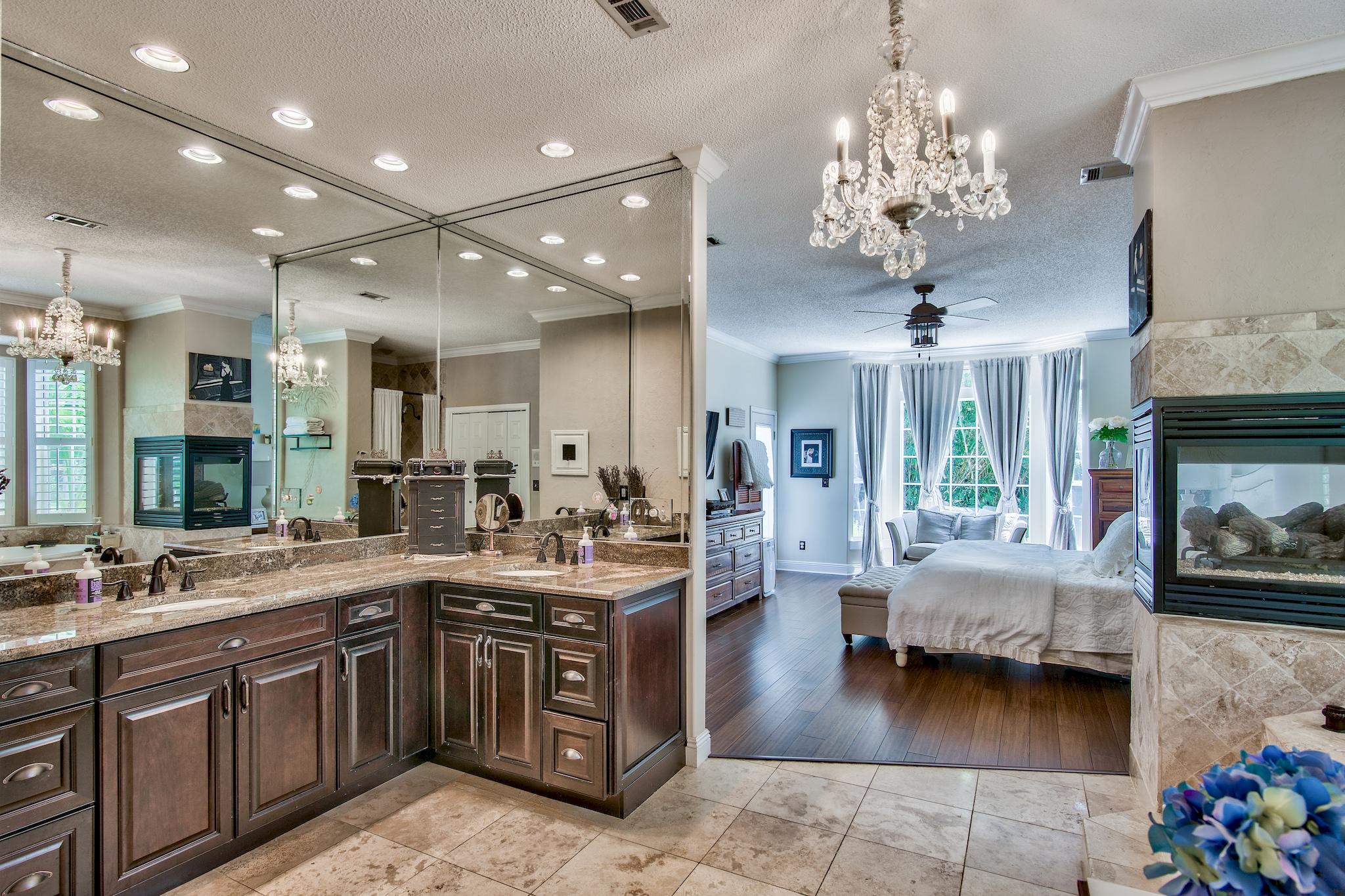 WINDSOR FOREST - Residential