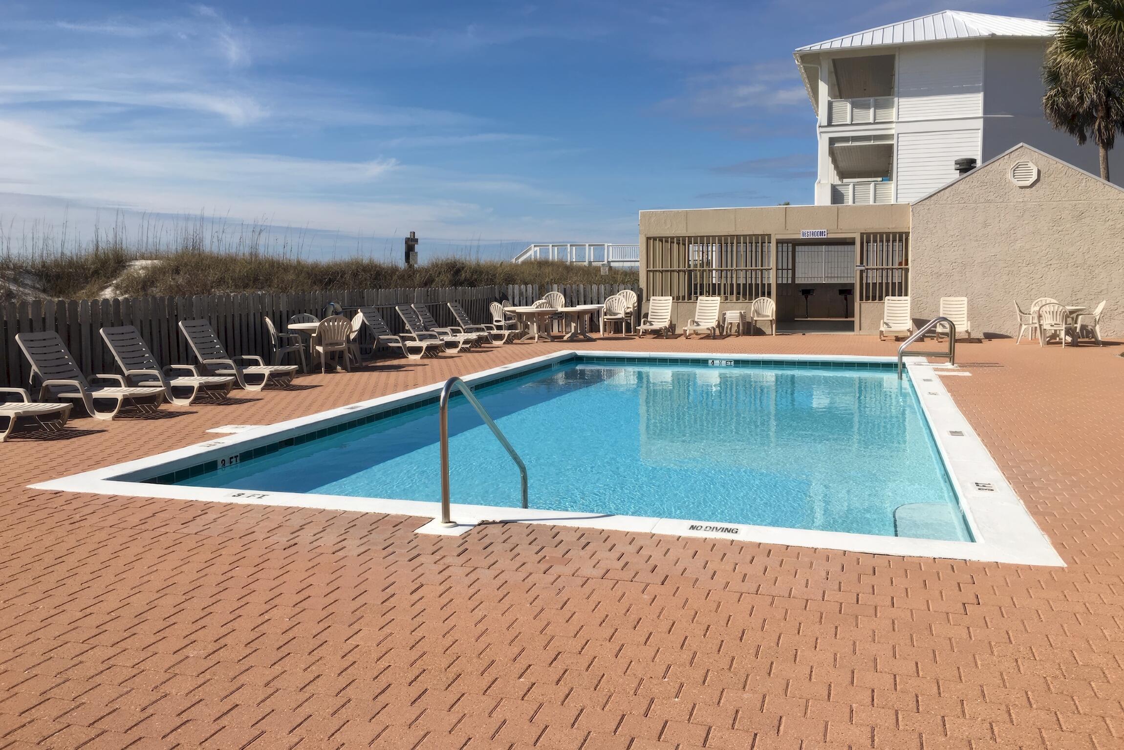 RAMSGATE HARBOUR PH 2 CONDO - Residential