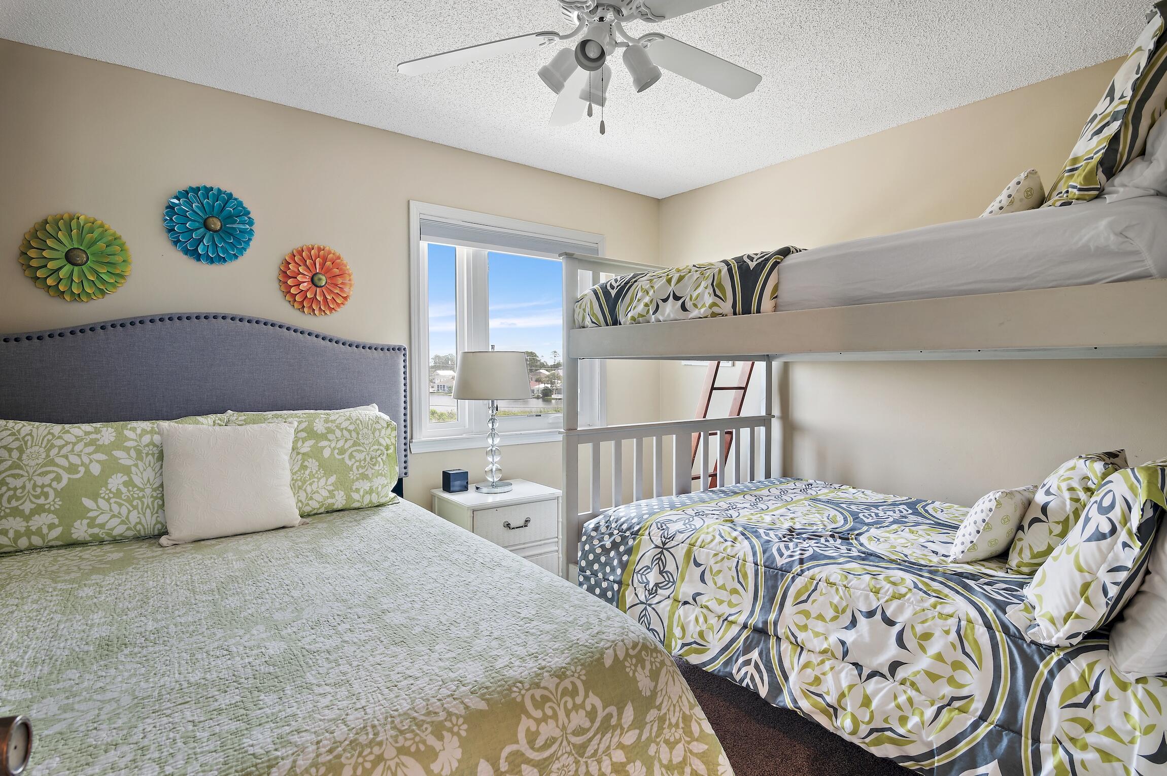 RAMSGATE HARBOUR PH 2 CONDO - Residential